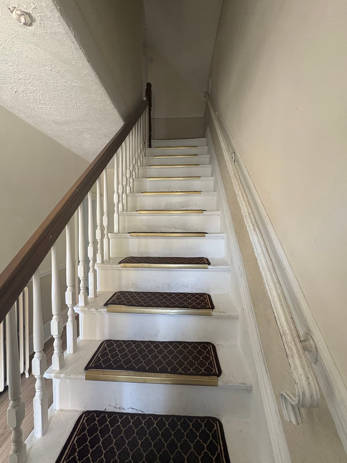 Single Family Residence at 1088 Bridge St, Lowell MA 01850, photo 7 of 12
