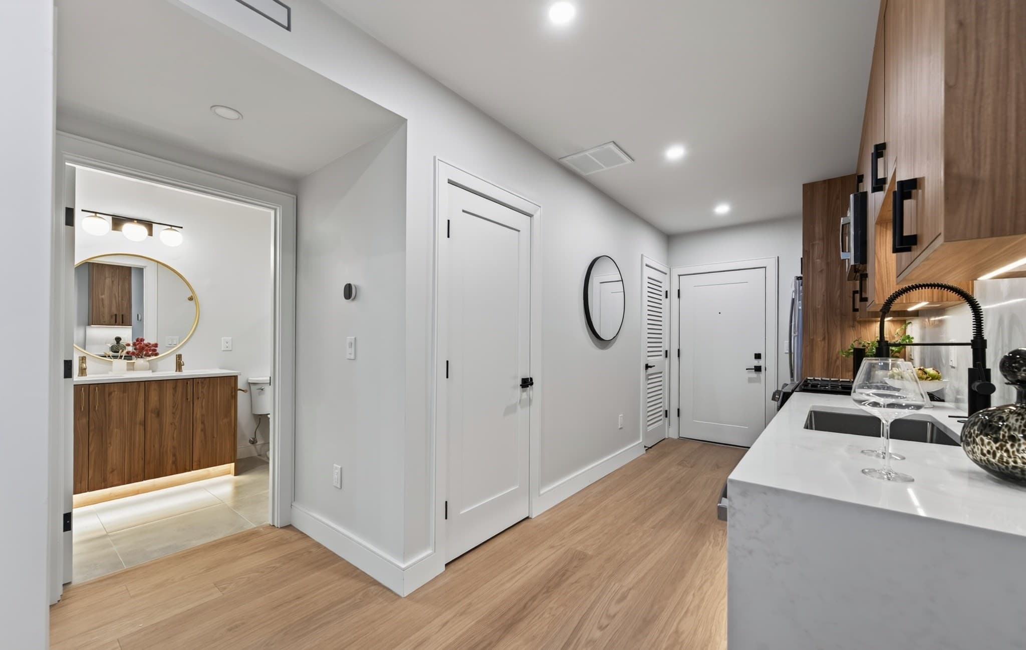 Condominium at 250 Bremen # 3, Boston MA 02128, Boston, photo 7 of 11