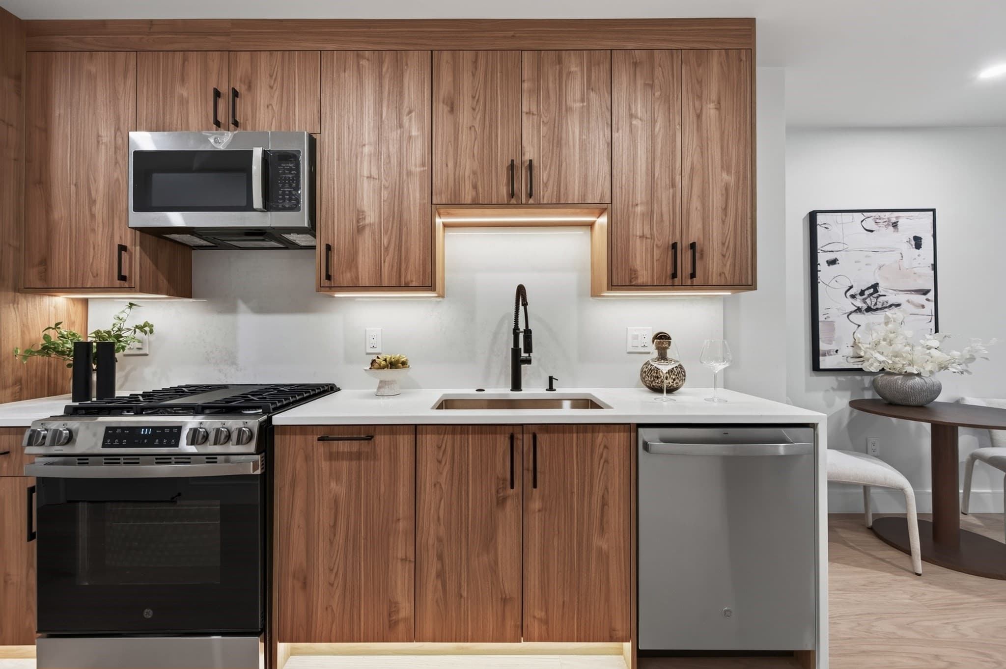 Condominium at 250 Bremen # 3, Boston MA 02128, Boston, photo 3 of 11