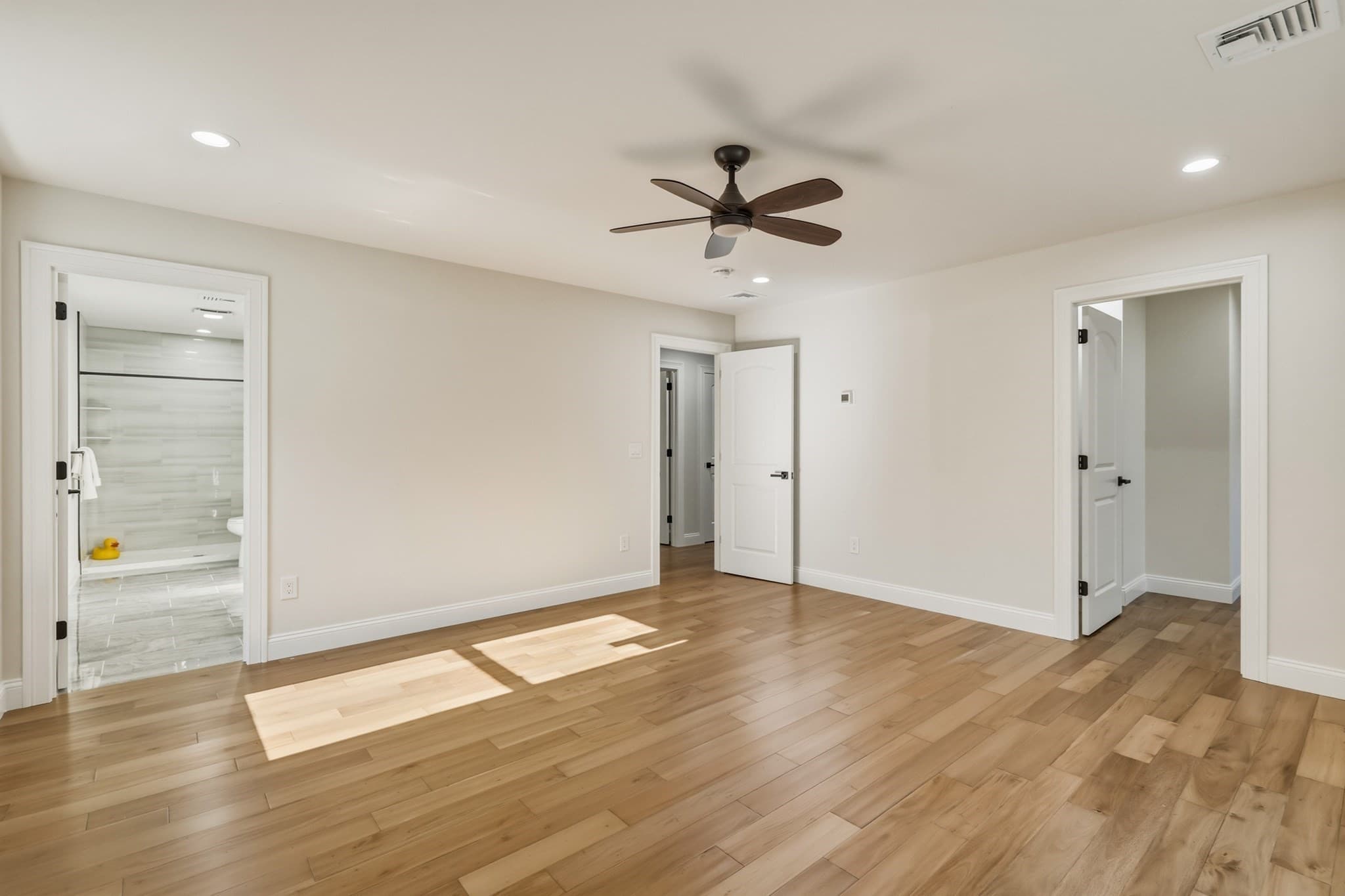 Single Family Residence at 255 Peterson Rd, Palmer MA 01069, photo 17 of 42