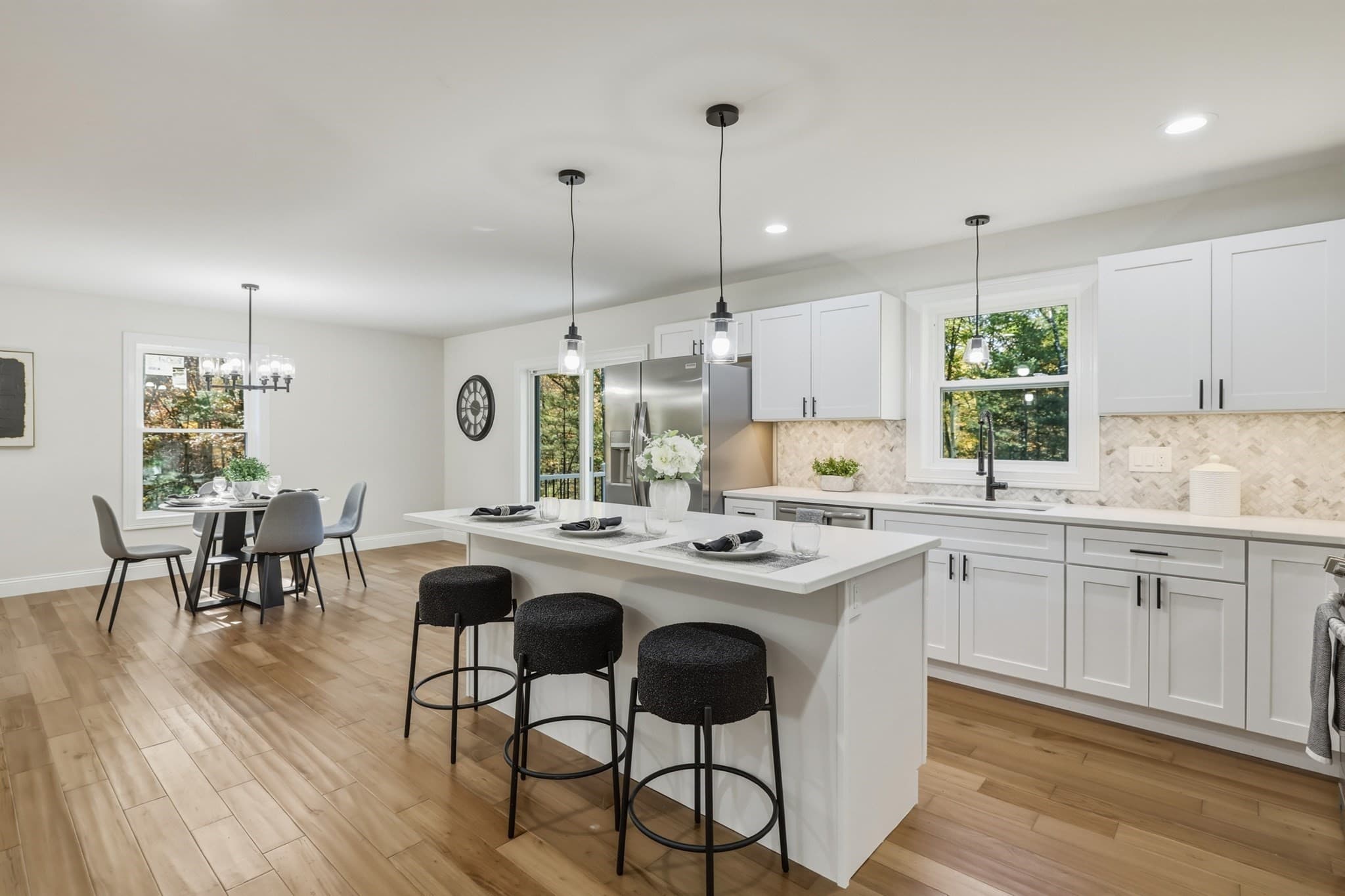 Single Family Residence at 255 Peterson Rd, Palmer MA 01069, photo 4 of 42