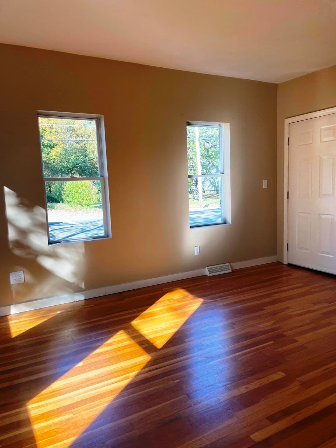 2 Family - 2 Units Up/Down at 166 Chauncy St, Mansfield MA 02048, Mansfield, photo 13 of 28