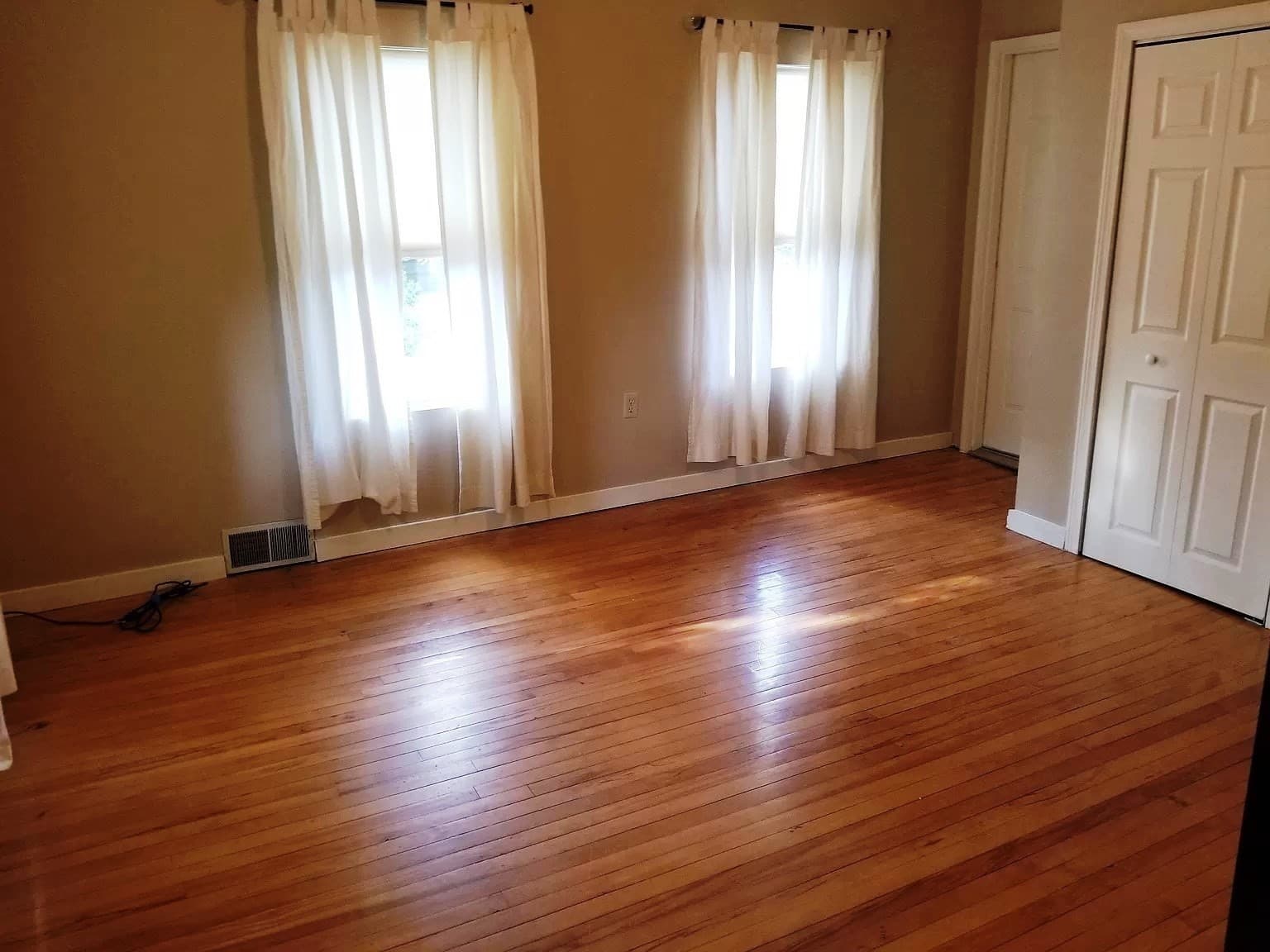 2 Family - 2 Units Up/Down at 166 Chauncy St, Mansfield MA 02048, Mansfield, photo 20 of 28
