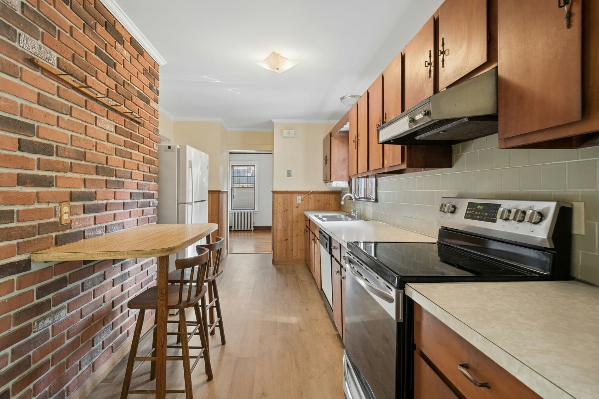 Single Family Residence at 39 Mellen St, Hopedale MA 01747, photo 2 of 37