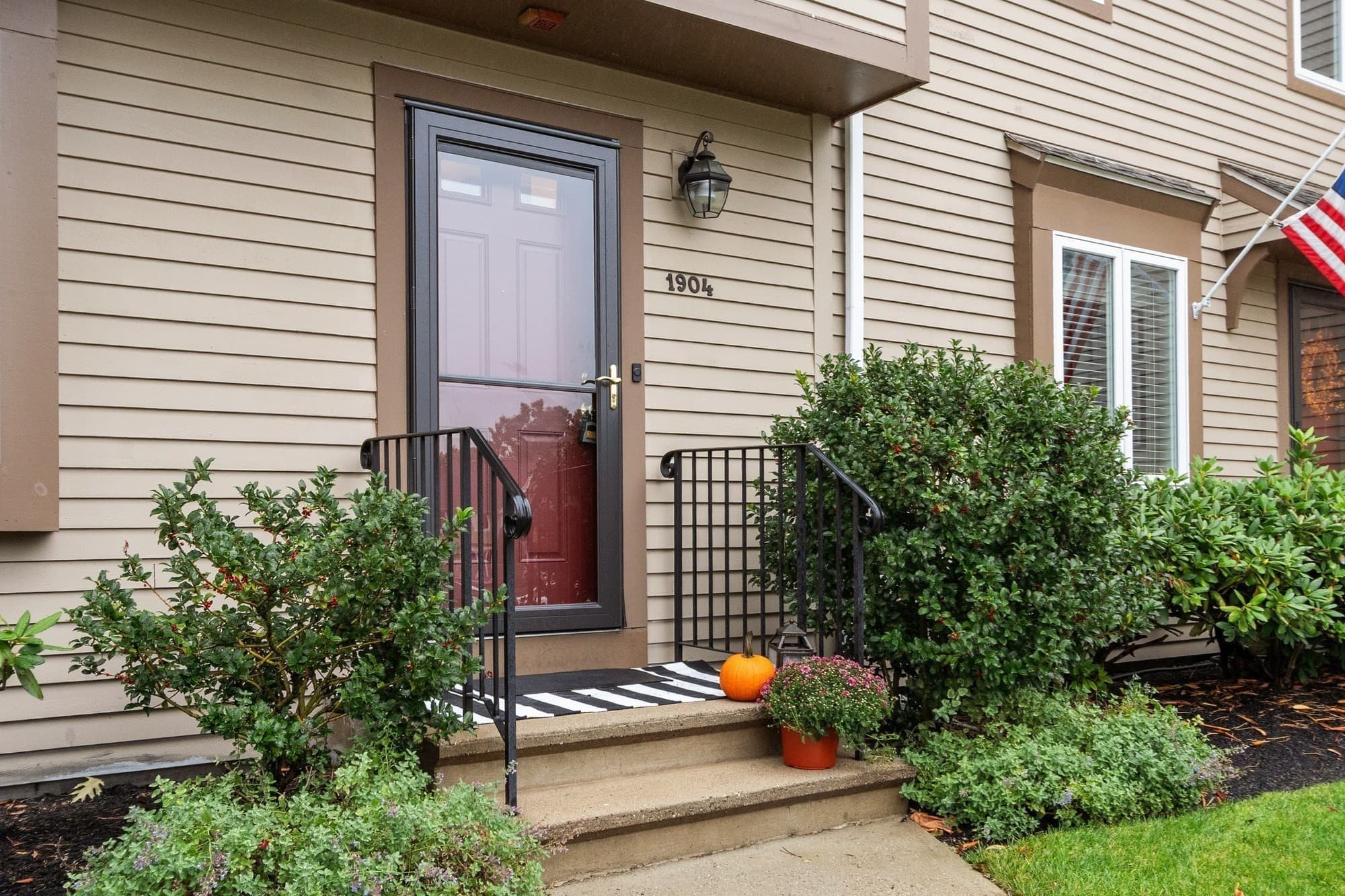 Condominium at 1904 Lewis O. Gray Drive # 1904, Saugus MA 01906, Saugus, photo 5 of 36