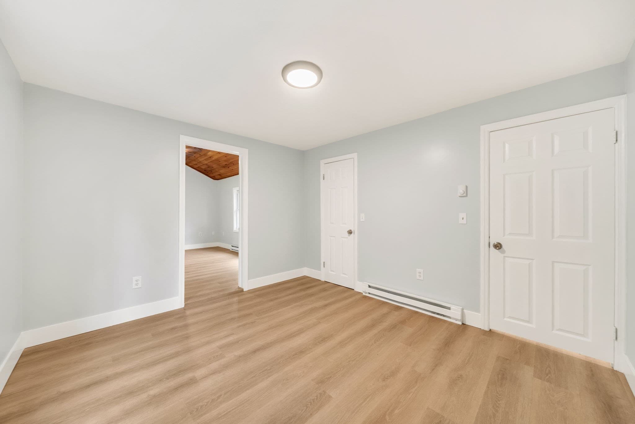 Single Family Residence at 72 Leeds St, Worcester MA 01606, photo 23 of 42