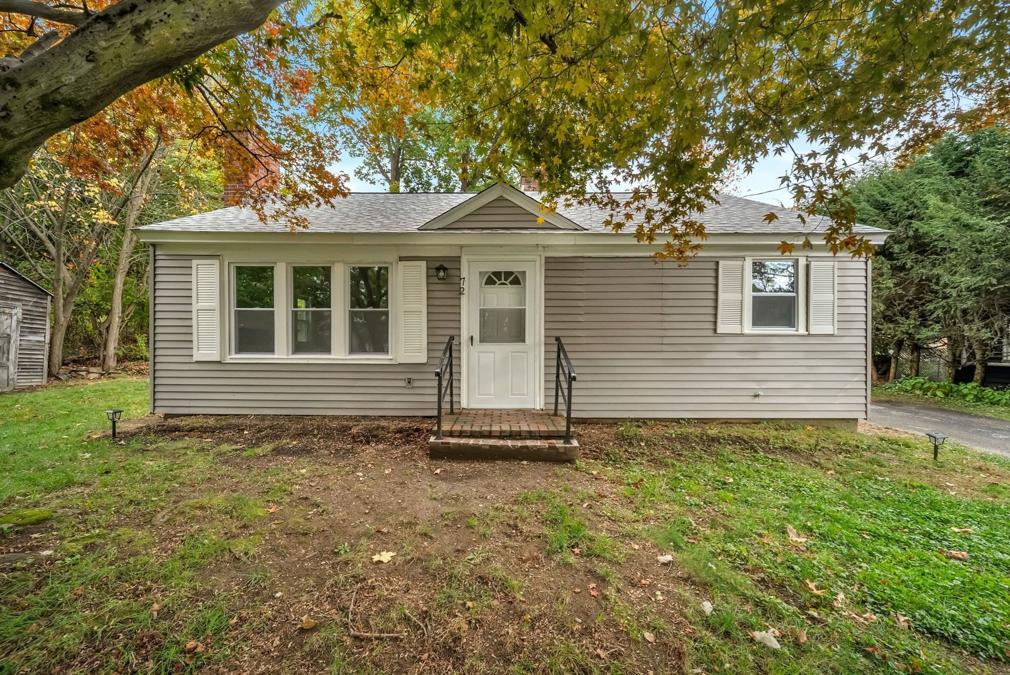 72 Leeds St, Worcester MA 01606