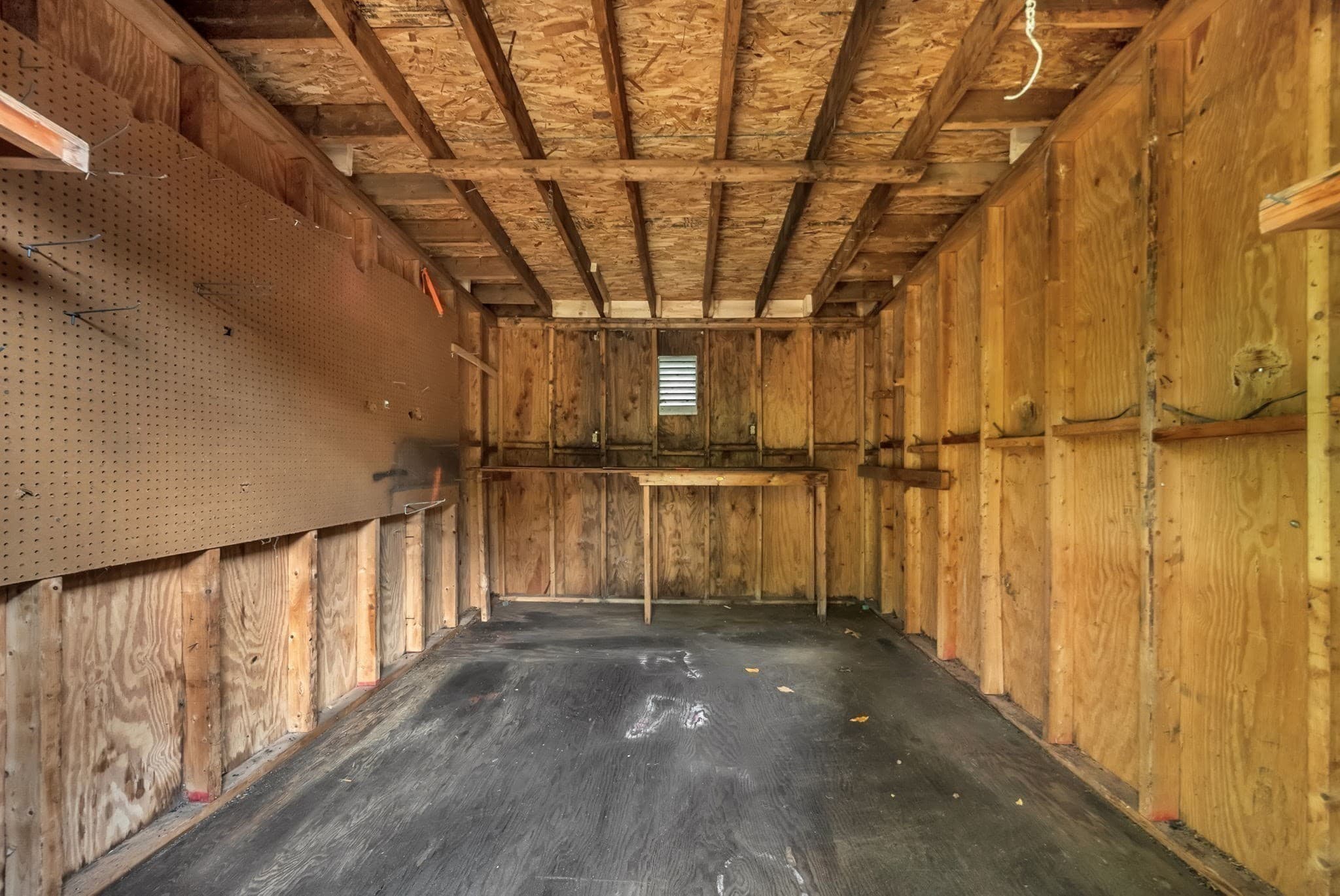 Single Family Residence at 72 Leeds St, Worcester MA 01606, photo 40 of 42