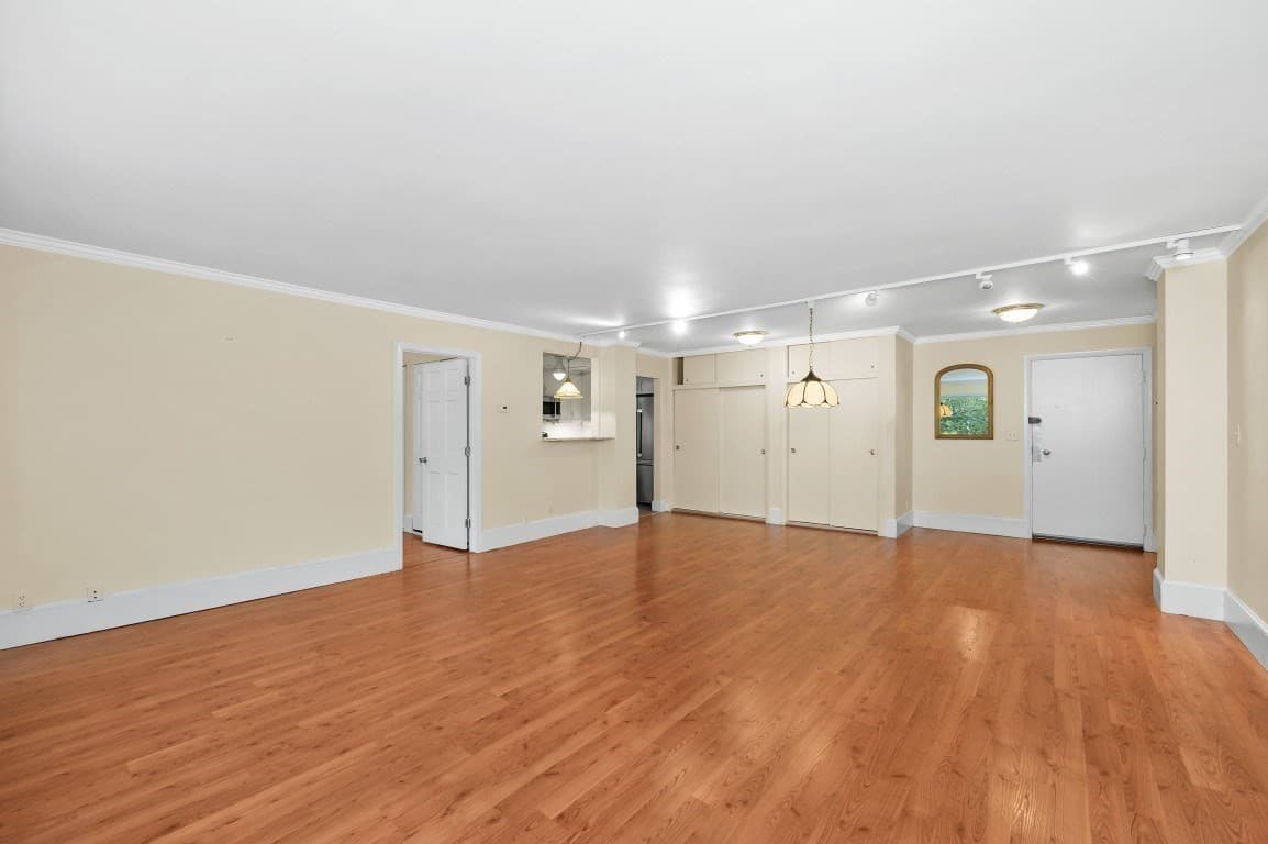 Condominium at 131 Sewall Ave # 66, Brookline MA 02446, Brookline, photo 13 of 42