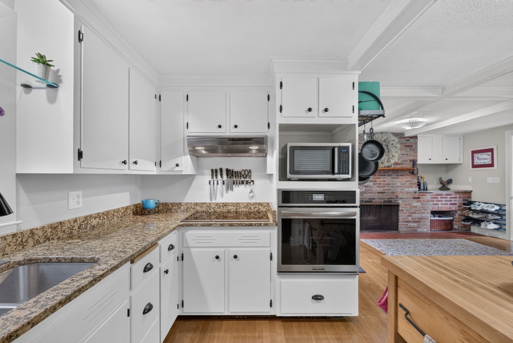 Condominium at 193 Chestnut St # A, Foxboro MA 02035, photo 10 of 42
