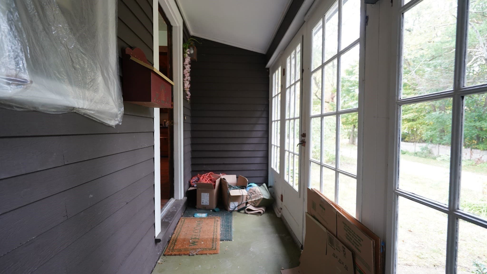 Single Family Residence at 195 Mount Hope St, North Attleboro MA 02760, photo 6 of 39