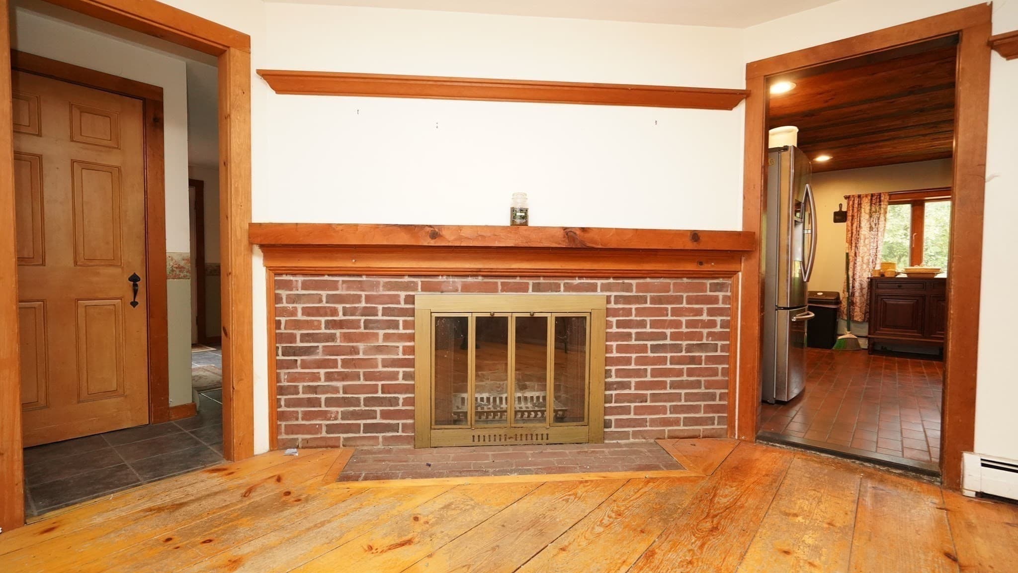 Single Family Residence at 195 Mount Hope St, North Attleboro MA 02760, photo 10 of 39