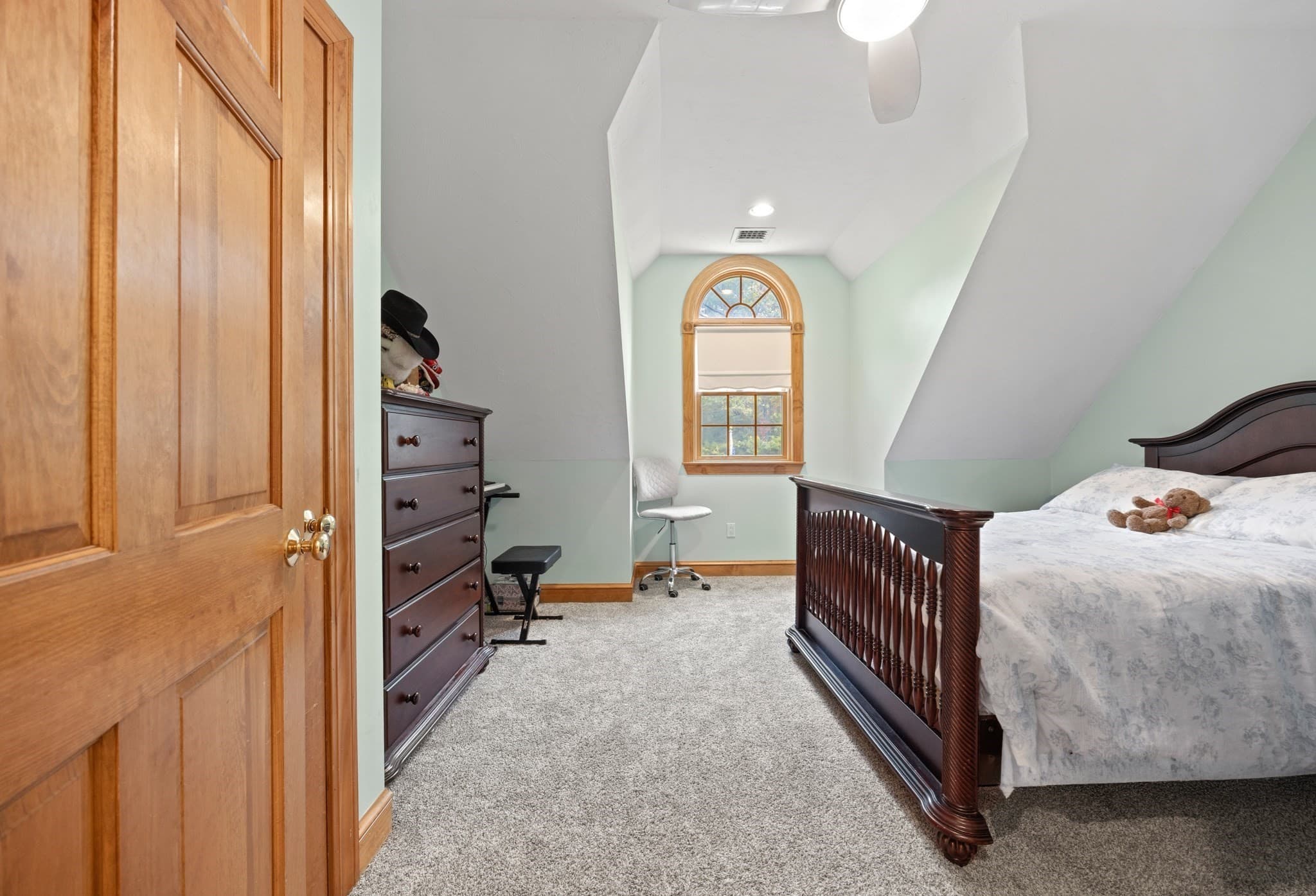 Single Family Residence at 170 Old Farm Rd., Bridgewater MA 02324, Bridgewater, photo 30 of 42