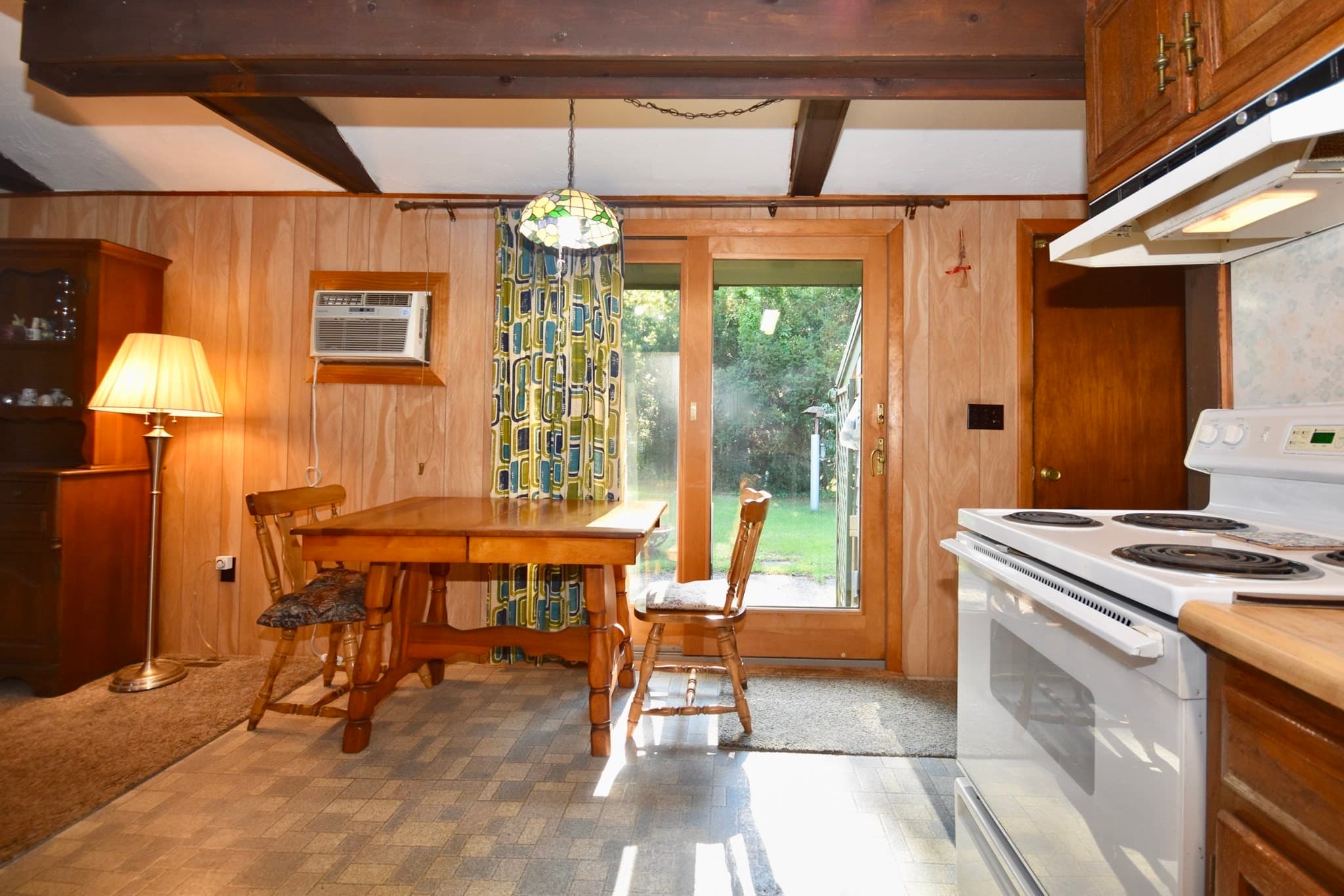 Single Family Residence at 30 Meadowlark Dr, Wareham MA 02571, photo 6 of 16