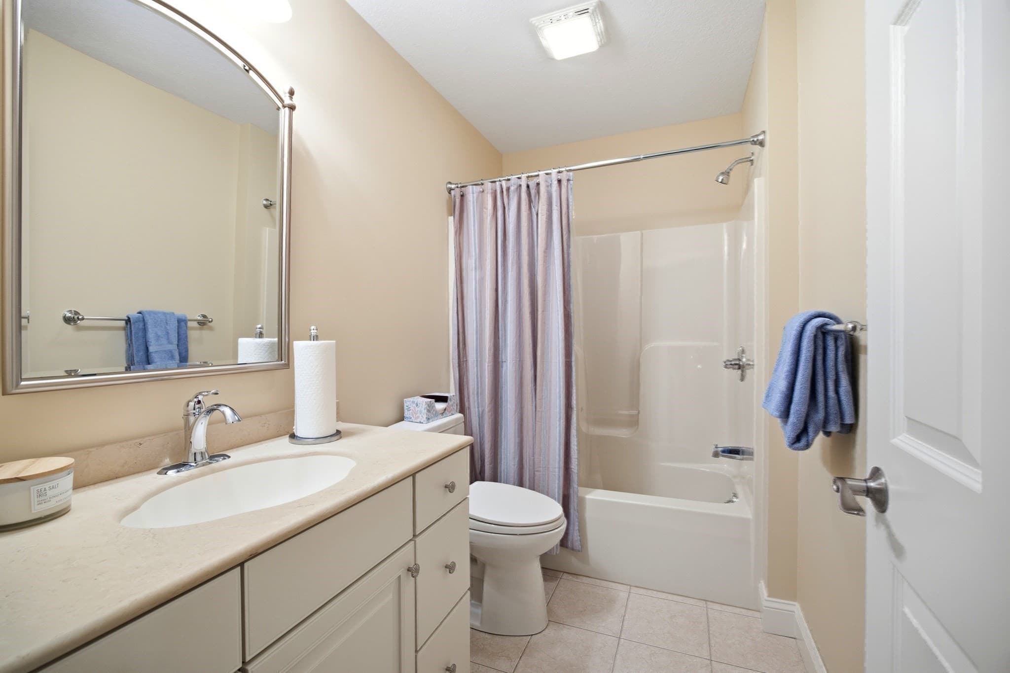 Condominium at 517 Ideal Ln # 508, Ludlow MA 01056, photo 26 of 38
