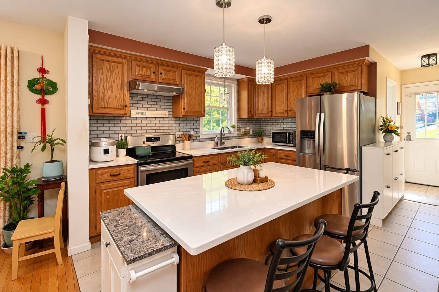 Single Family Residence at 10 Watch St, Leicester MA 01542, photo 4 of 15