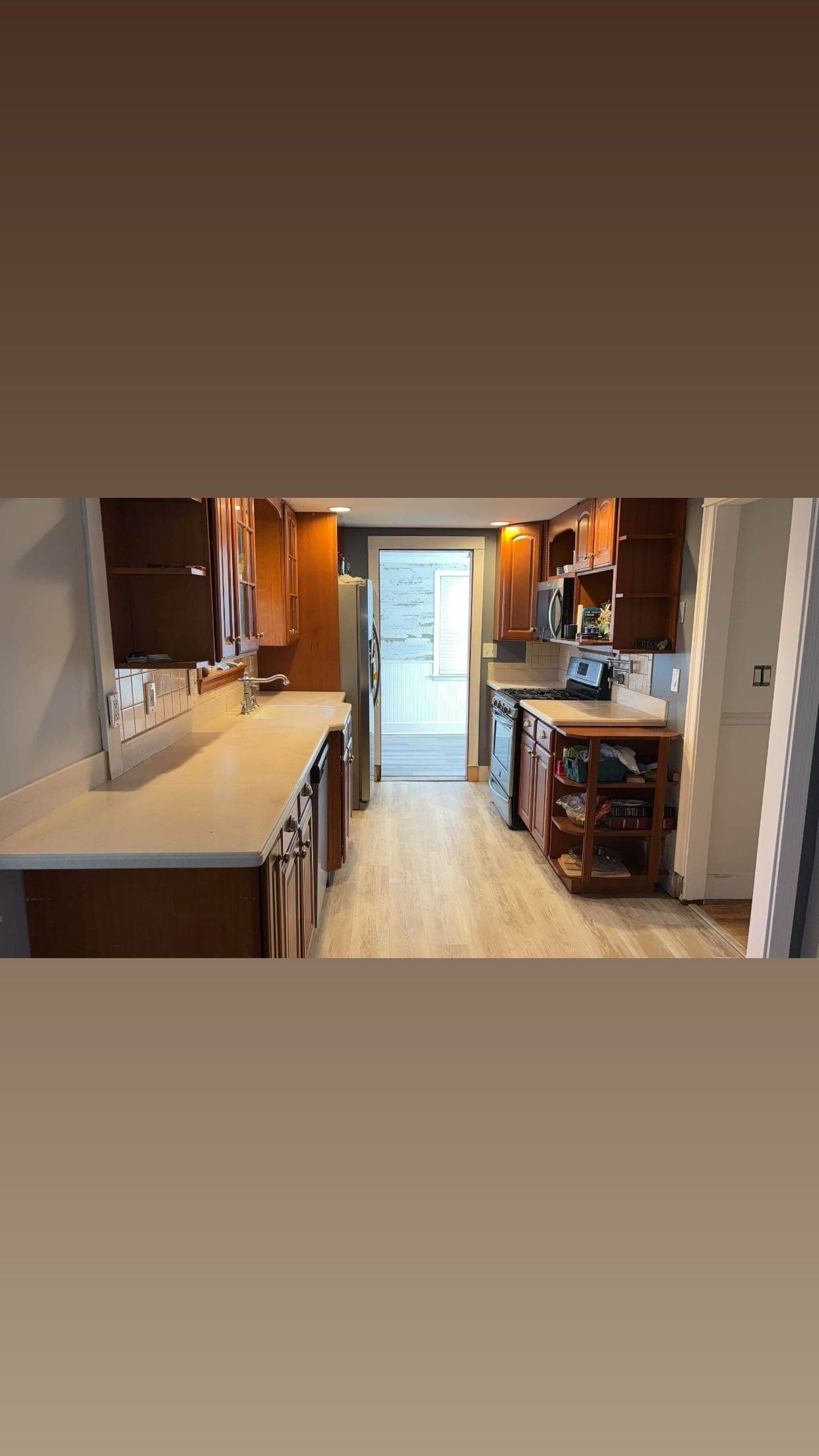 Single Family Residence at 43 Chisholm Rd, Weymouth MA 02190, Weymouth, photo 3 of 10