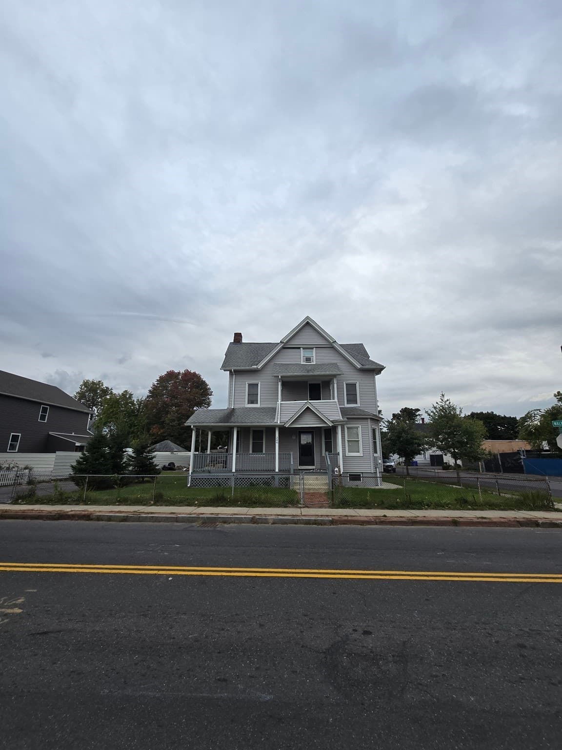 246 Walnut St, Springfield MA 01105