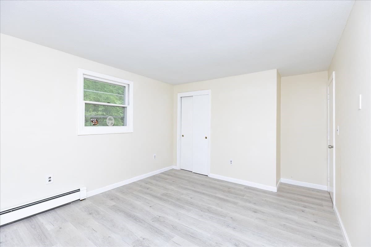 Single Family Residence at 3 Bernice Ave, Salem NH 03079, Salem, photo 15 of 29