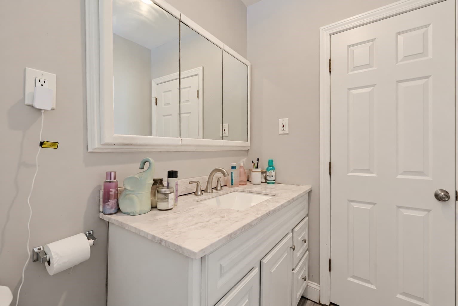 Single Family Residence at 116 Gladstone St, Brockton MA 02302, photo 12 of 25