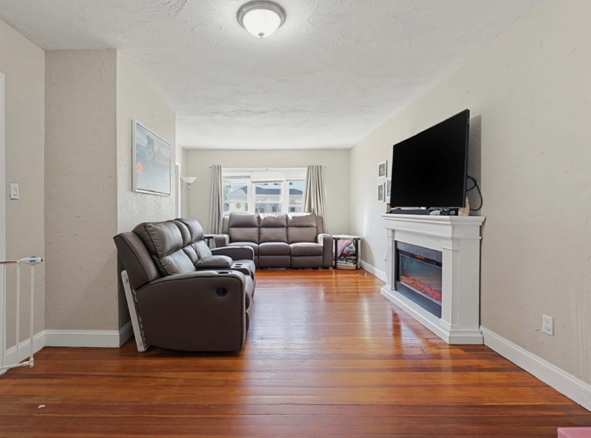 Single Family Residence at 116 Gladstone St, Brockton MA 02302, photo 10 of 25
