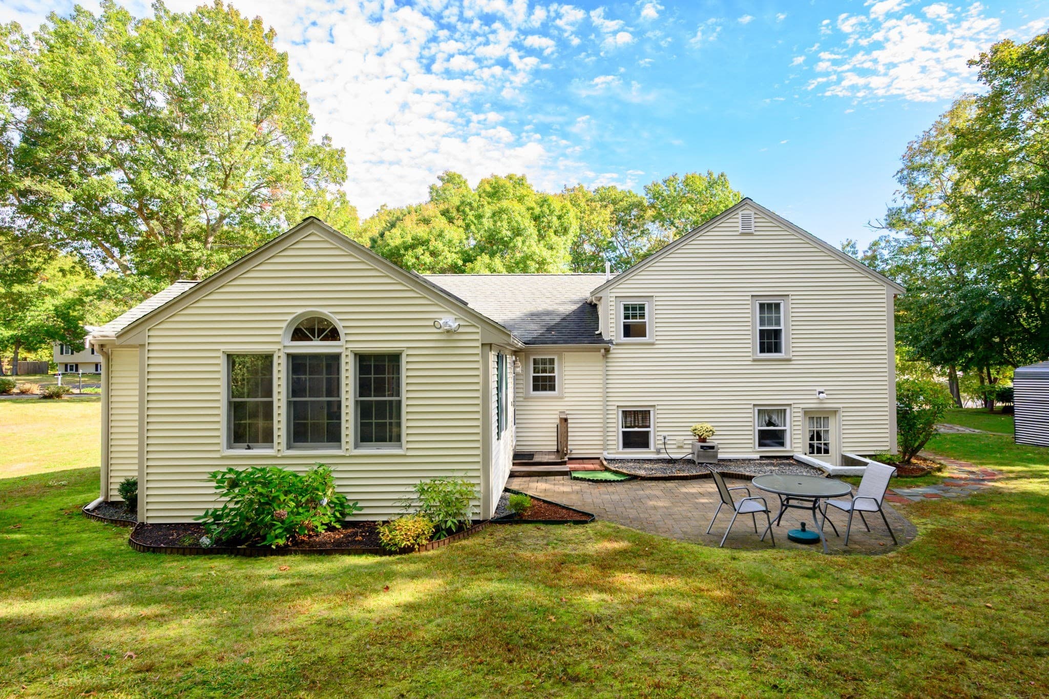 Single Family Residence at 4 Charlotte Dr, Plymouth MA 02360, Plymouth, photo 28 of 32