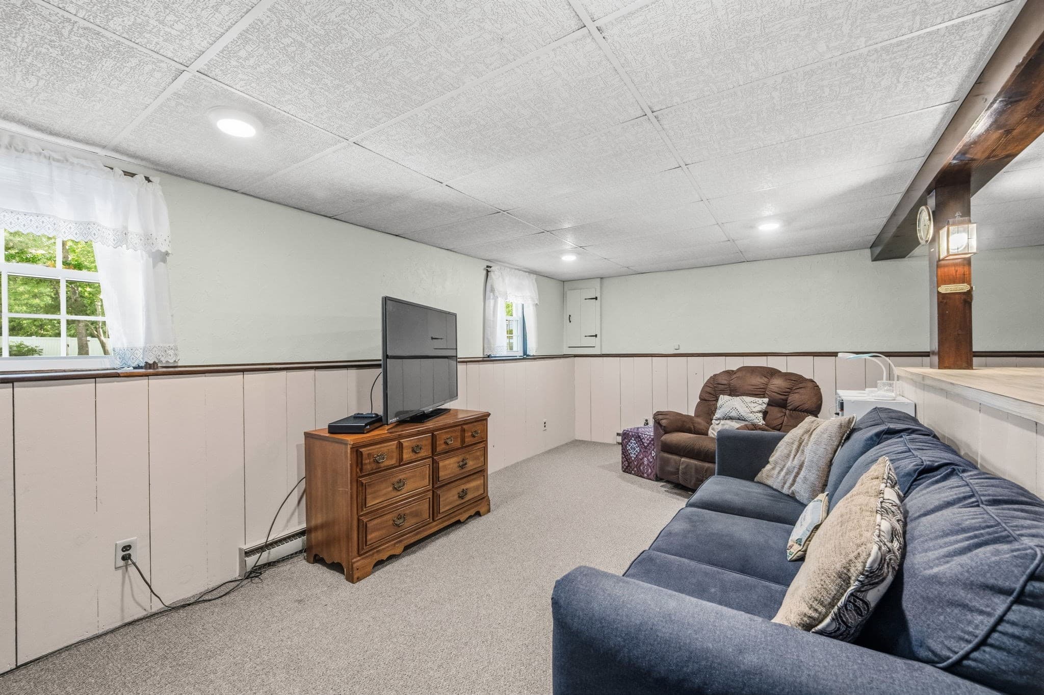 Single Family Residence at 4 Charlotte Dr, Plymouth MA 02360, Plymouth, photo 21 of 32