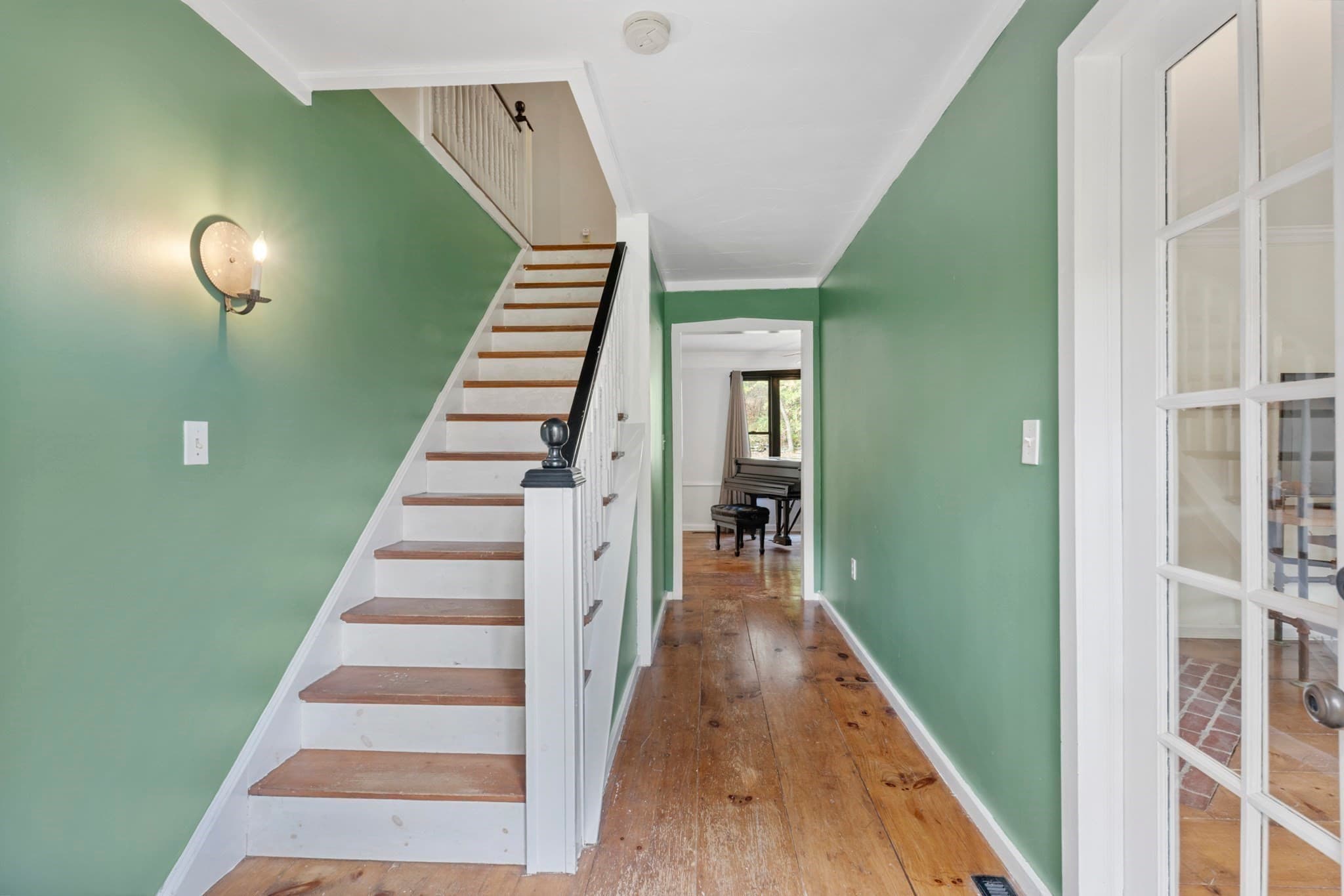 Single Family Residence at 84 Elm St, Blackstone MA 01504, Blackstone, photo 23 of 42