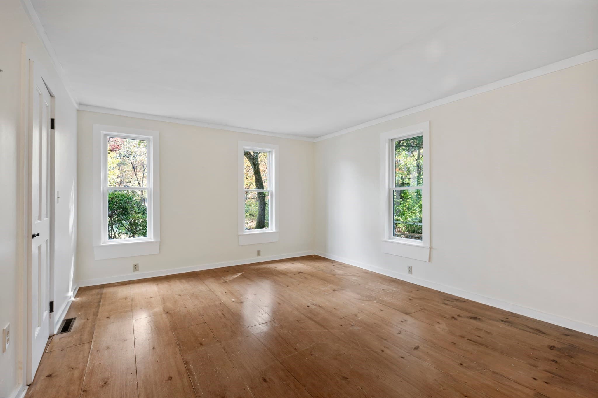 Single Family Residence at 84 Elm St, Blackstone MA 01504, Blackstone, photo 20 of 42