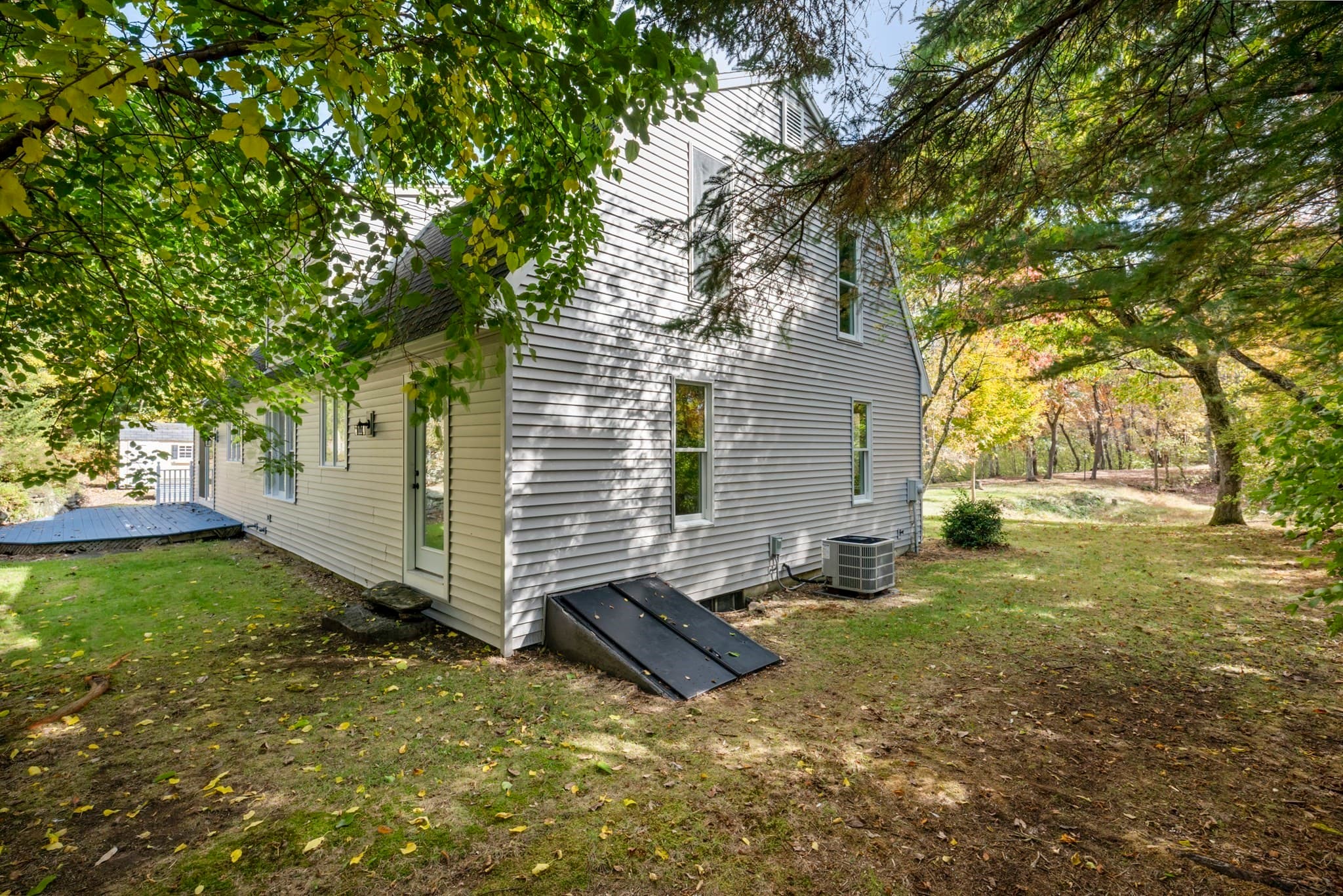 Single Family Residence at 84 Elm St, Blackstone MA 01504, Blackstone, photo 37 of 42