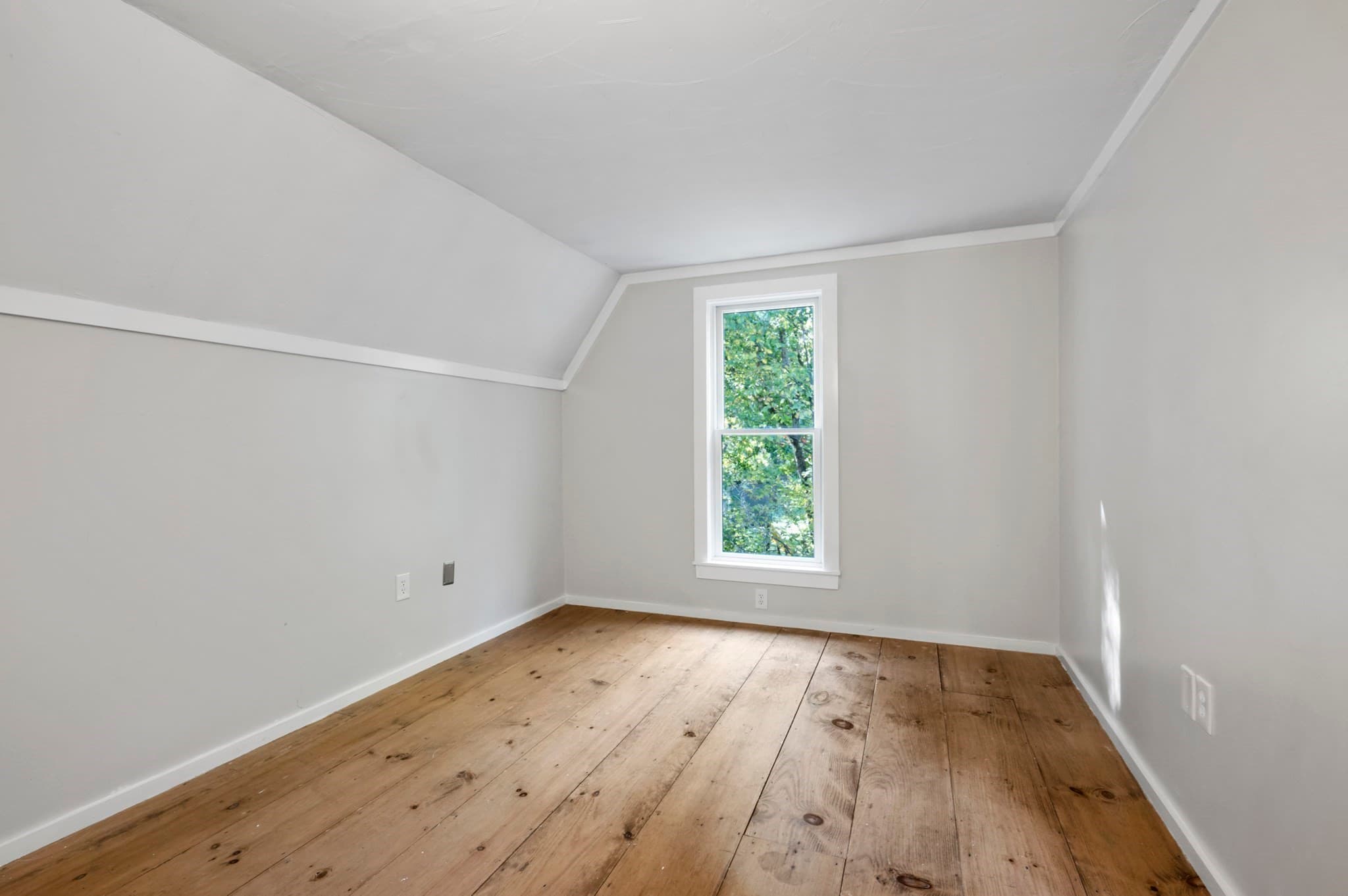 Single Family Residence at 84 Elm St, Blackstone MA 01504, Blackstone, photo 29 of 42