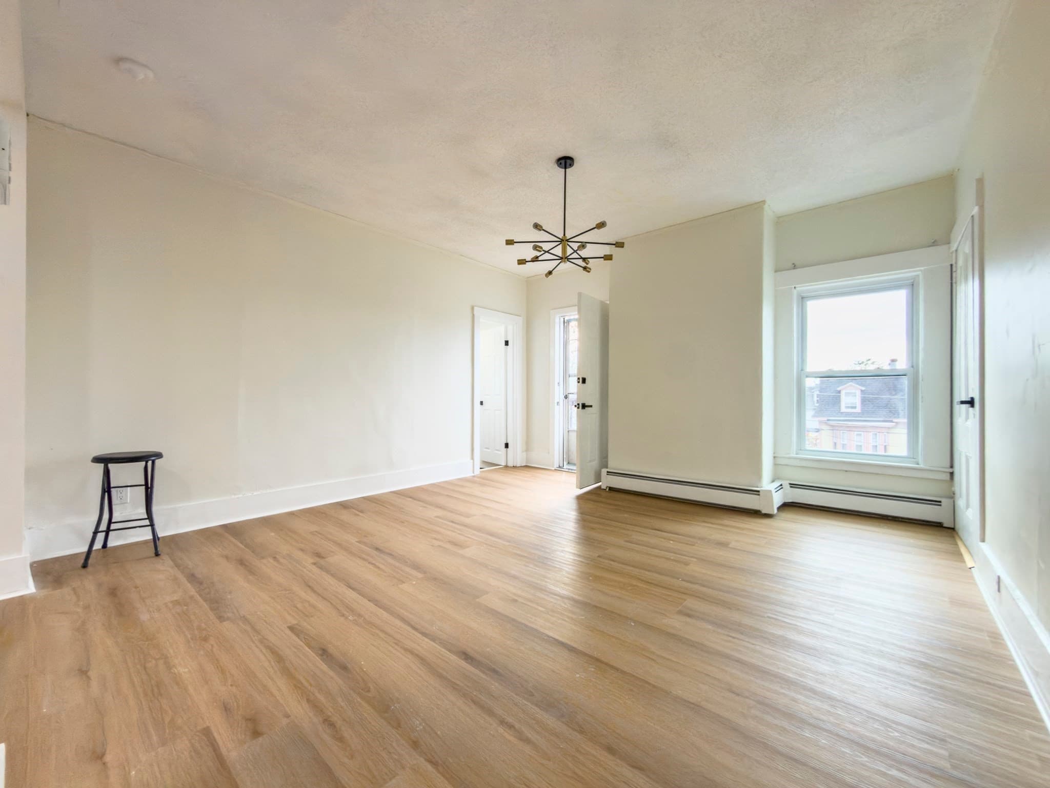 3 Family at 105 Chestnut St, Lowell MA 01852, Lowell, photo 3 of 37