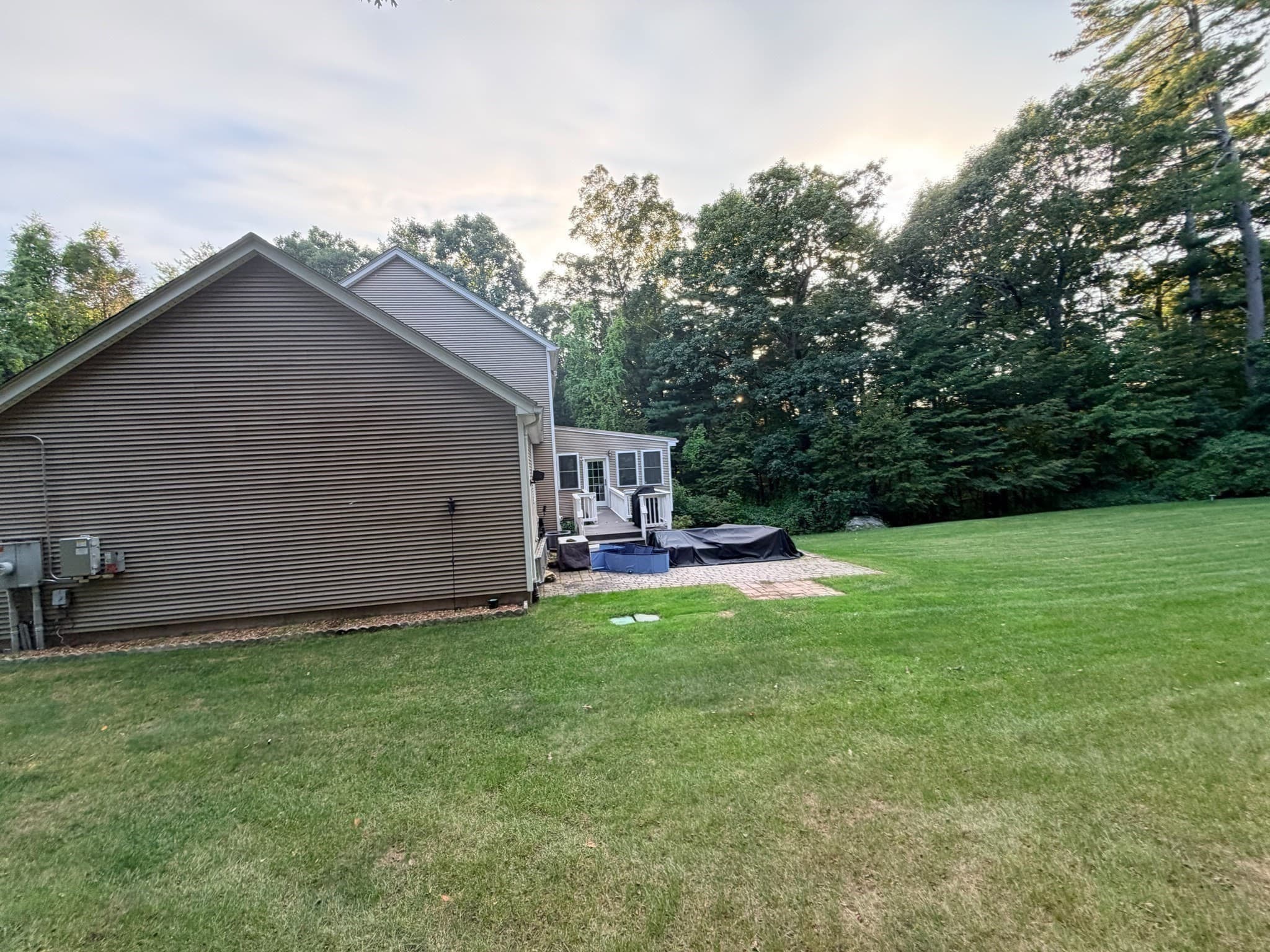 Single Family Residence at 31 Old Farm Rd, Palmer MA 01069, photo 7 of 34