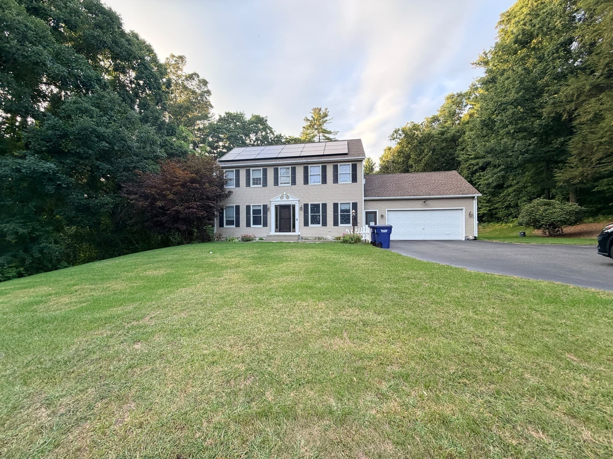 Single Family Residence at 31 Old Farm Rd, Palmer MA 01069, photo 3 of 34