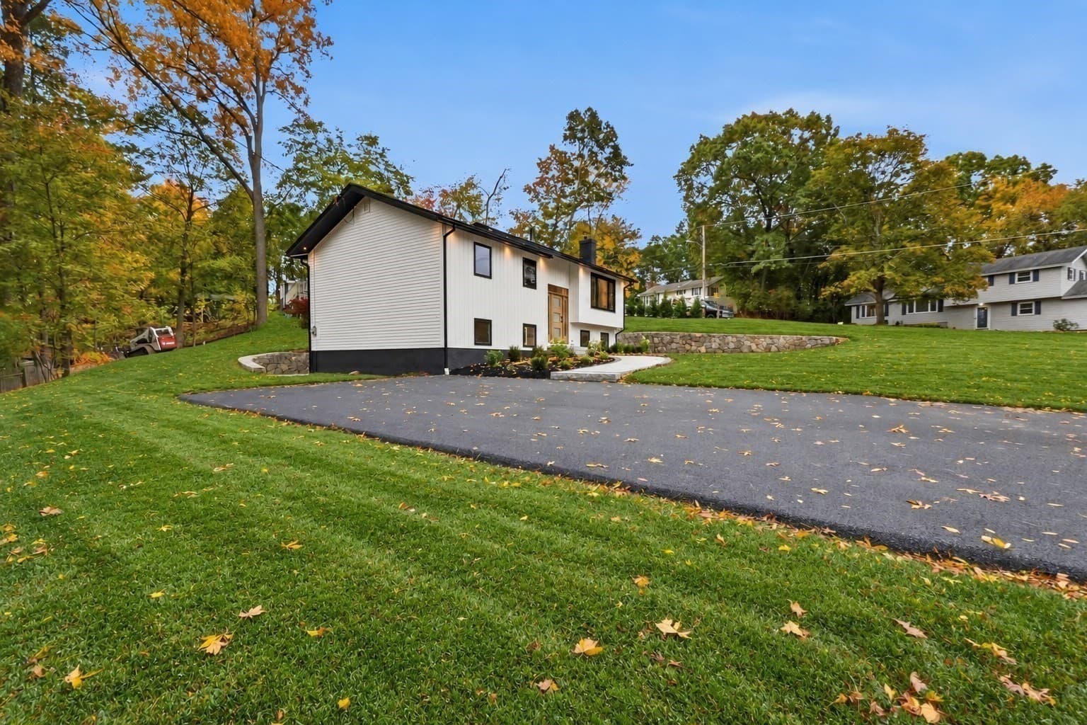 Single Family Residence at 66 Ontario Dr, Hudson MA 01749, photo 33 of 42