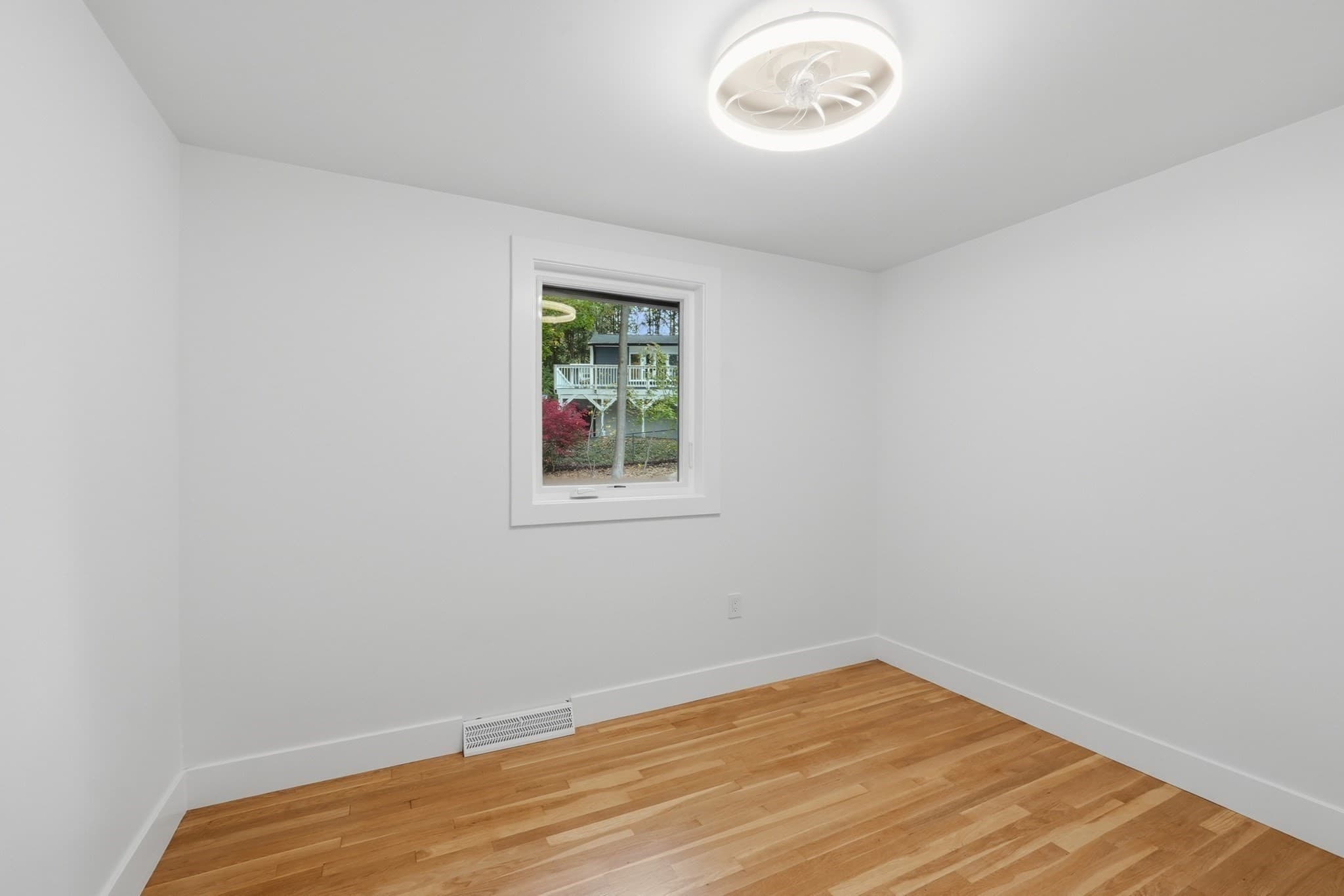 Single Family Residence at 66 Ontario Dr, Hudson MA 01749, photo 19 of 42