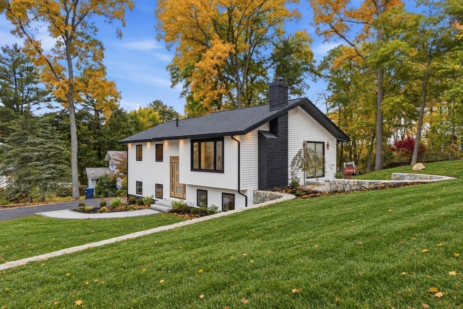 Single Family Residence at 66 Ontario Dr, Hudson MA 01749, photo 31 of 42