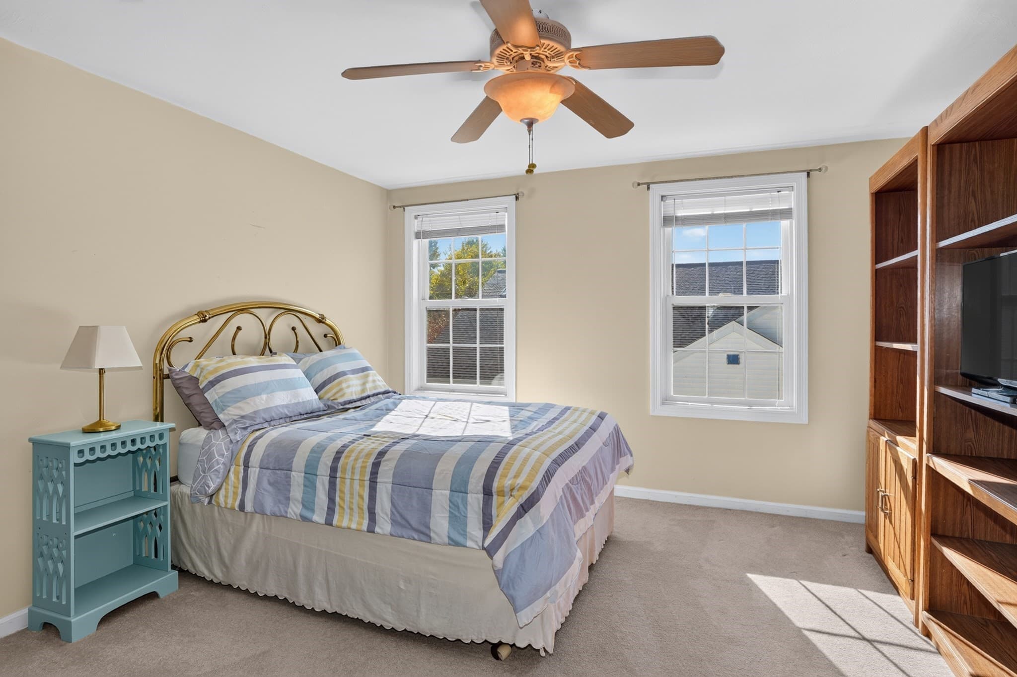 Condominium at 5 Wildwood # 5, Southborough MA 01772, photo 23 of 31