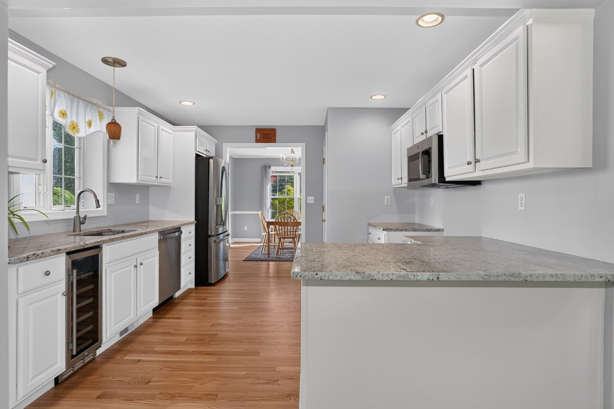 Condominium at 5 Wildwood # 5, Southborough MA 01772, photo 2 of 31