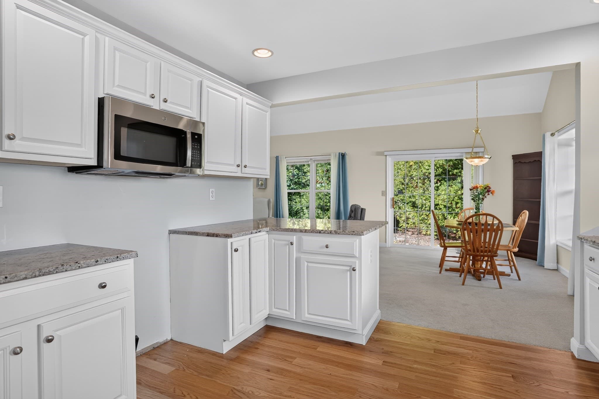 Condominium at 5 Wildwood # 5, Southborough MA 01772, photo 3 of 31