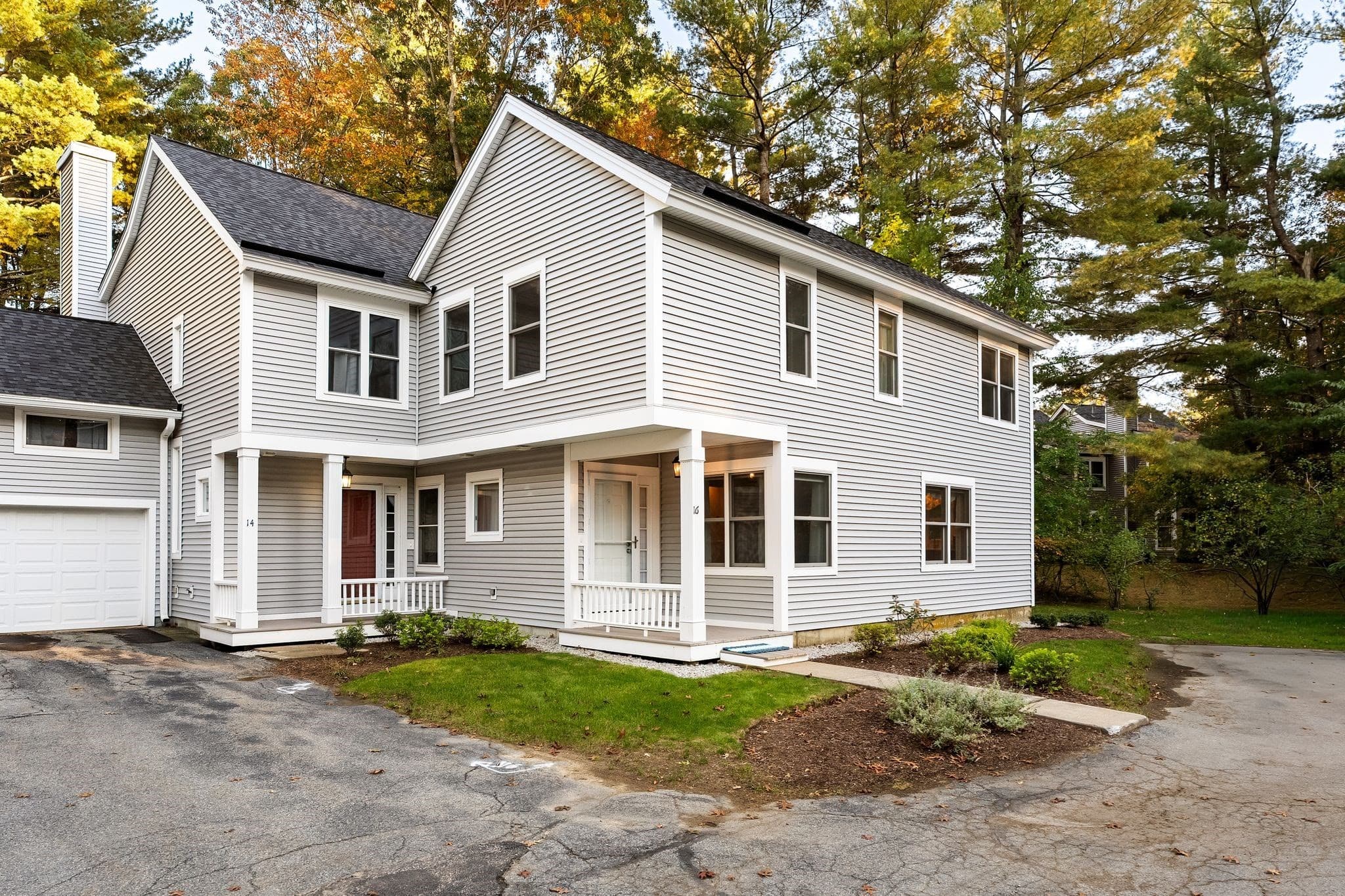 16 Holly Ct # 16, Rockland MA 02370