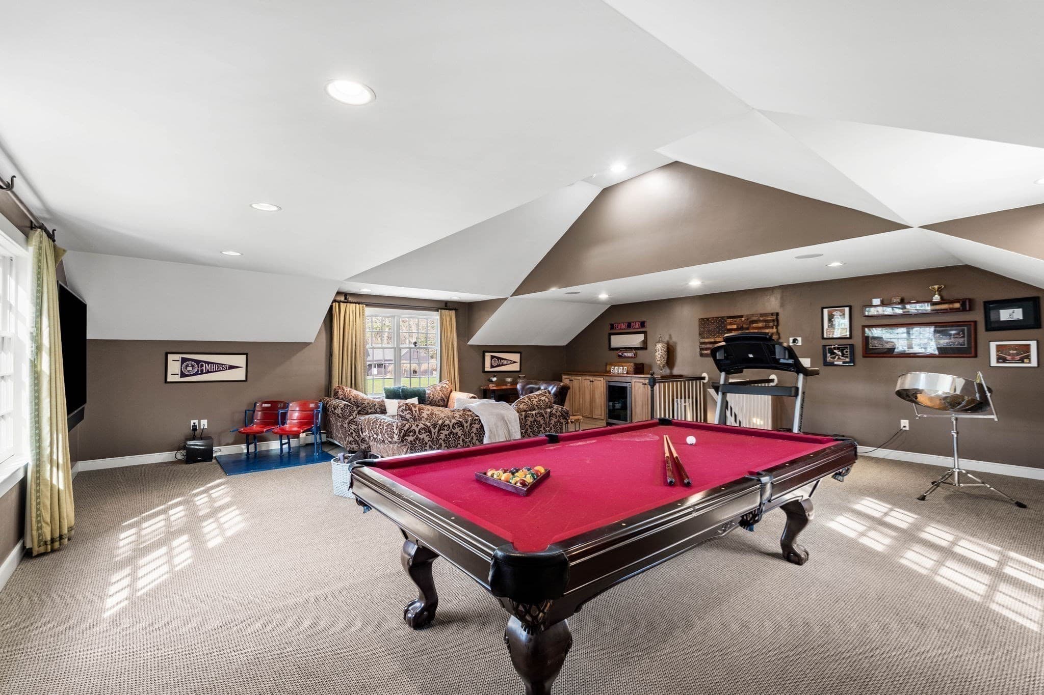 Single Family Residence at 3 Buchan Rd, Andover MA 01810, Andover, photo 23 of 39