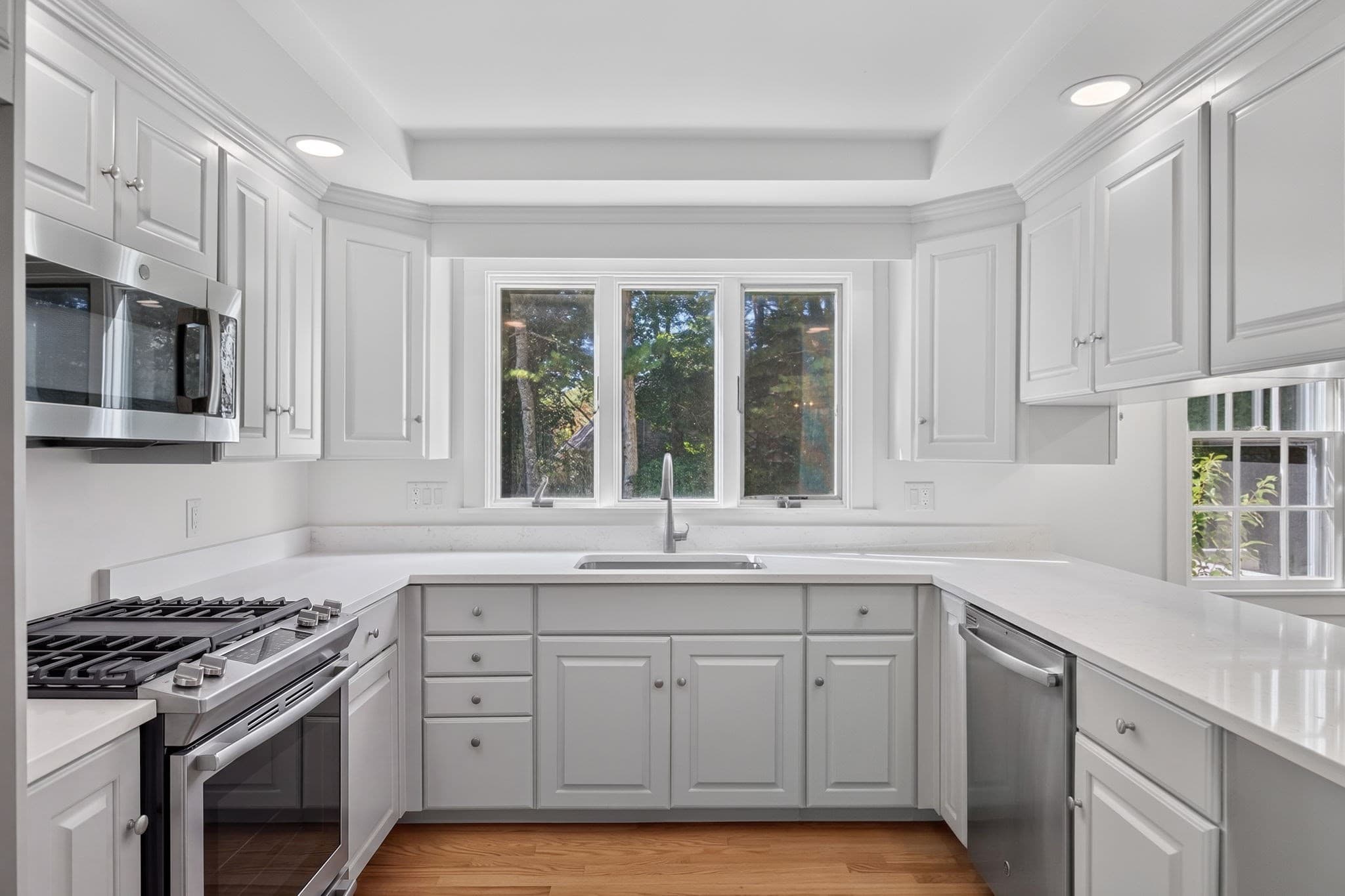 Single Family Residence at 74 Coleridge Dr, Falmouth MA 02540, photo 12 of 38