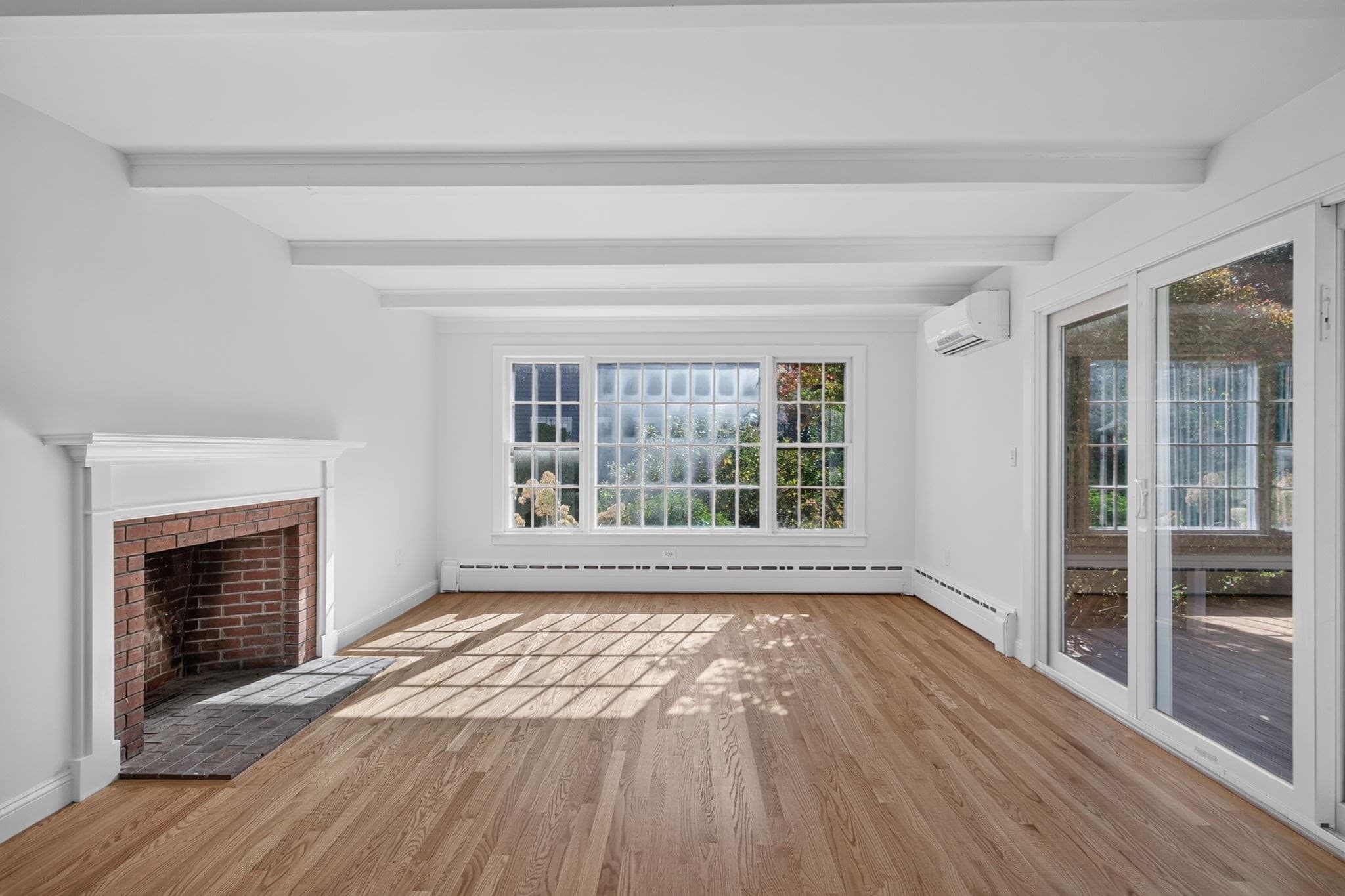 Single Family Residence at 74 Coleridge Dr, Falmouth MA 02540, photo 4 of 38