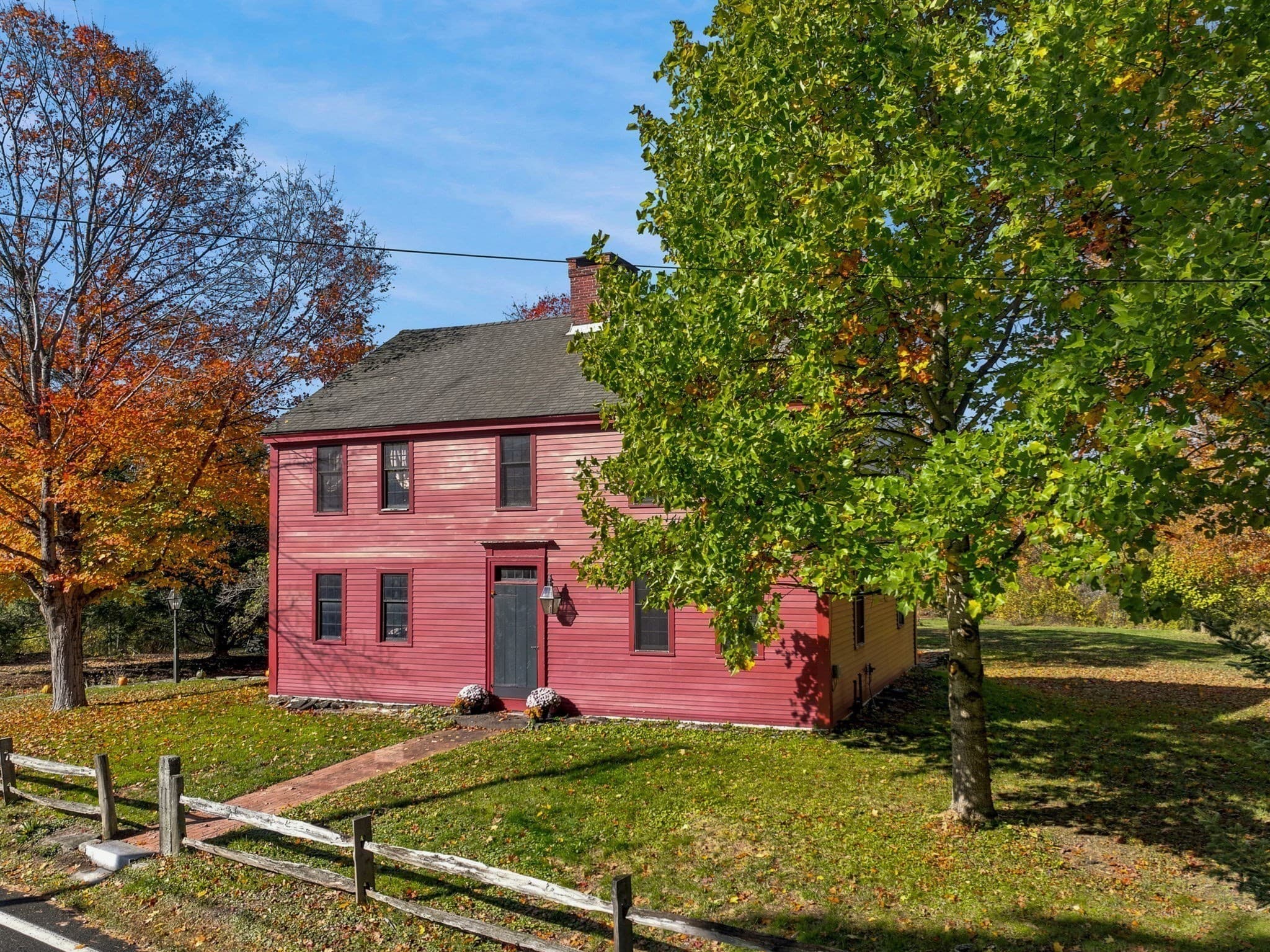 Single Family Residence at 82 Hardwick Rd, Petersham MA 01366, photo 4 of 42
