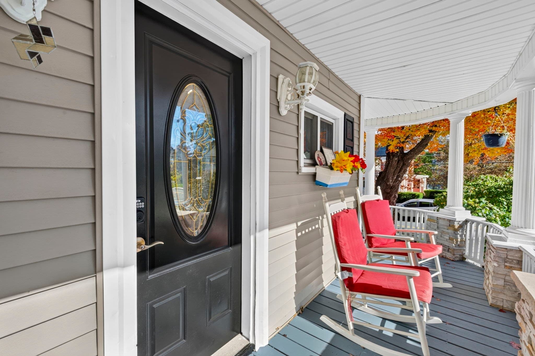 Single Family Residence at 74 Arlington St, Leominster MA 01453, photo 7 of 40