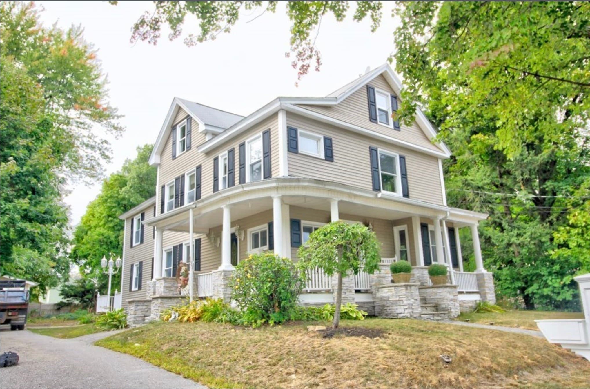 Single Family Residence at 74 Arlington St, Leominster MA 01453, photo 5 of 40