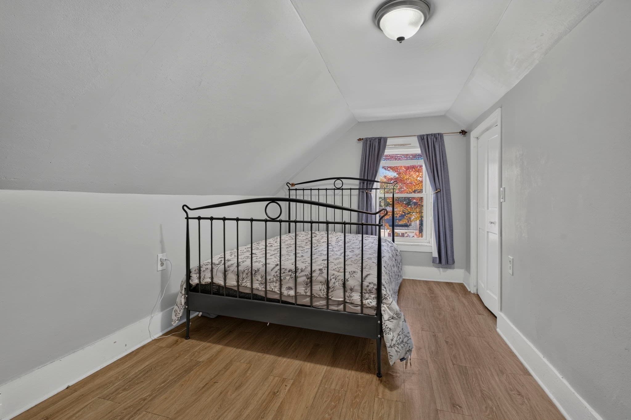 Single Family Residence at 74 Arlington St, Leominster MA 01453, photo 20 of 40