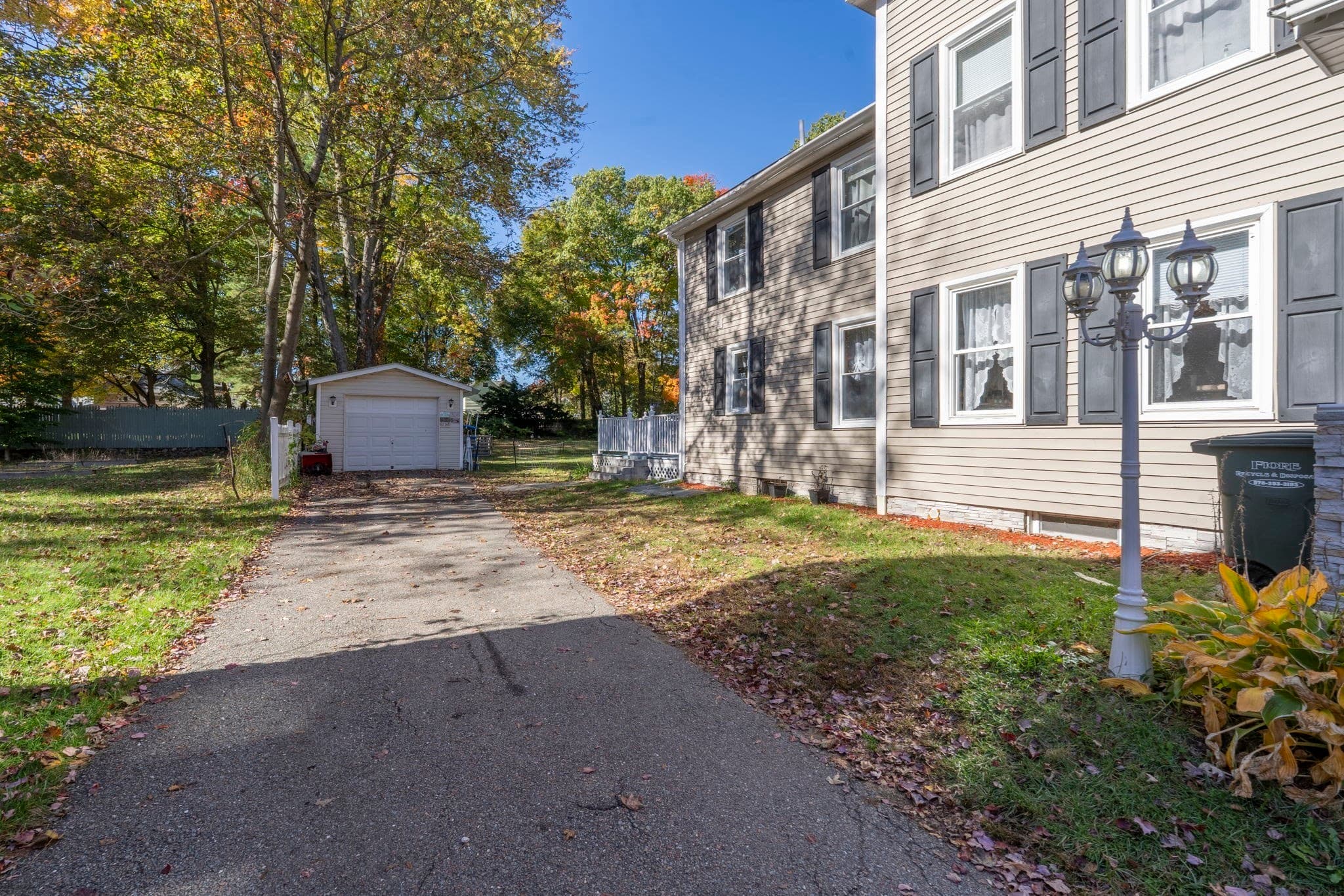 Single Family Residence at 74 Arlington St, Leominster MA 01453, photo 4 of 40
