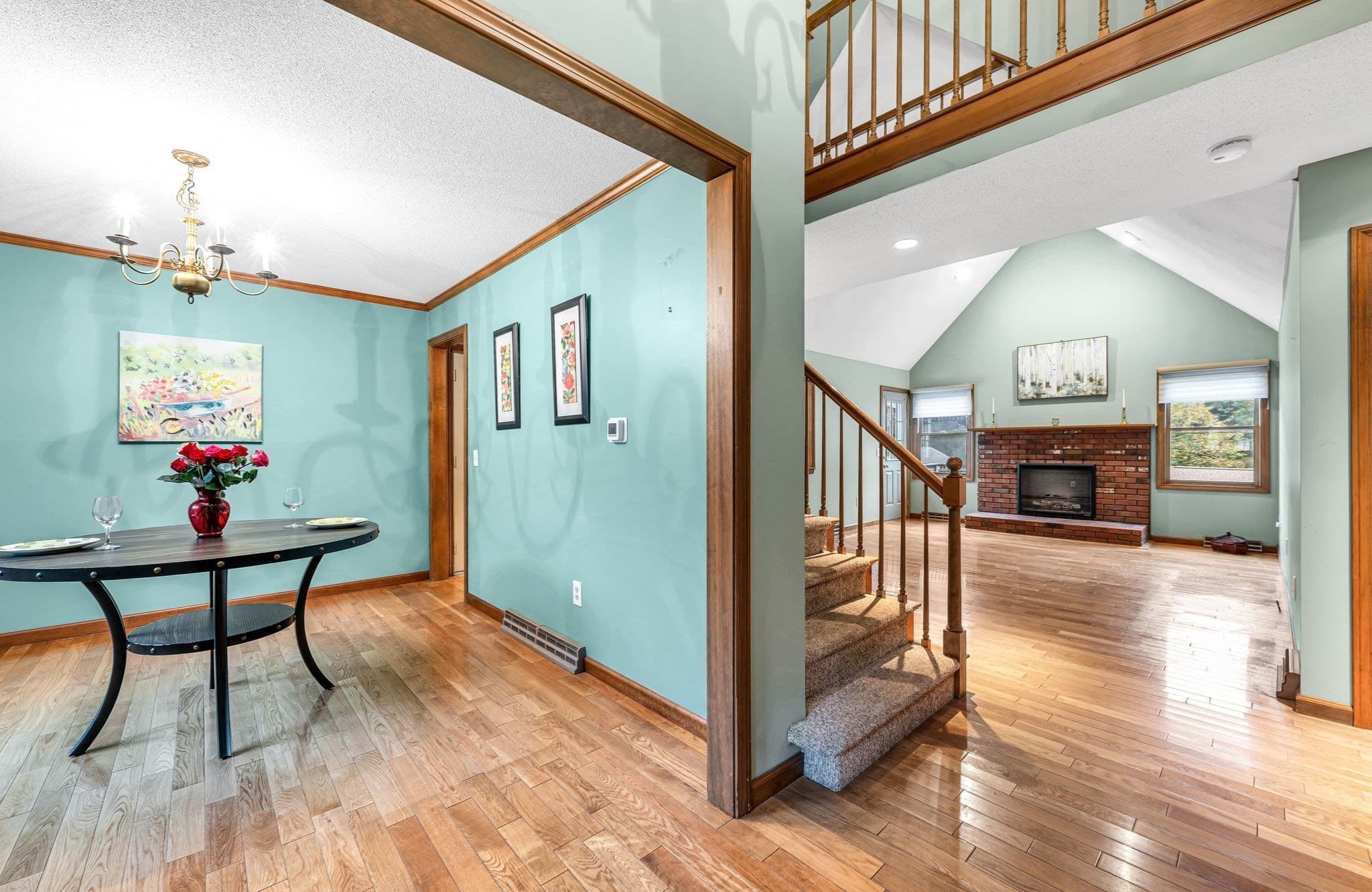 Single Family Residence at 6 Townview Circle, East Longmeadow MA 01028, photo 6 of 42